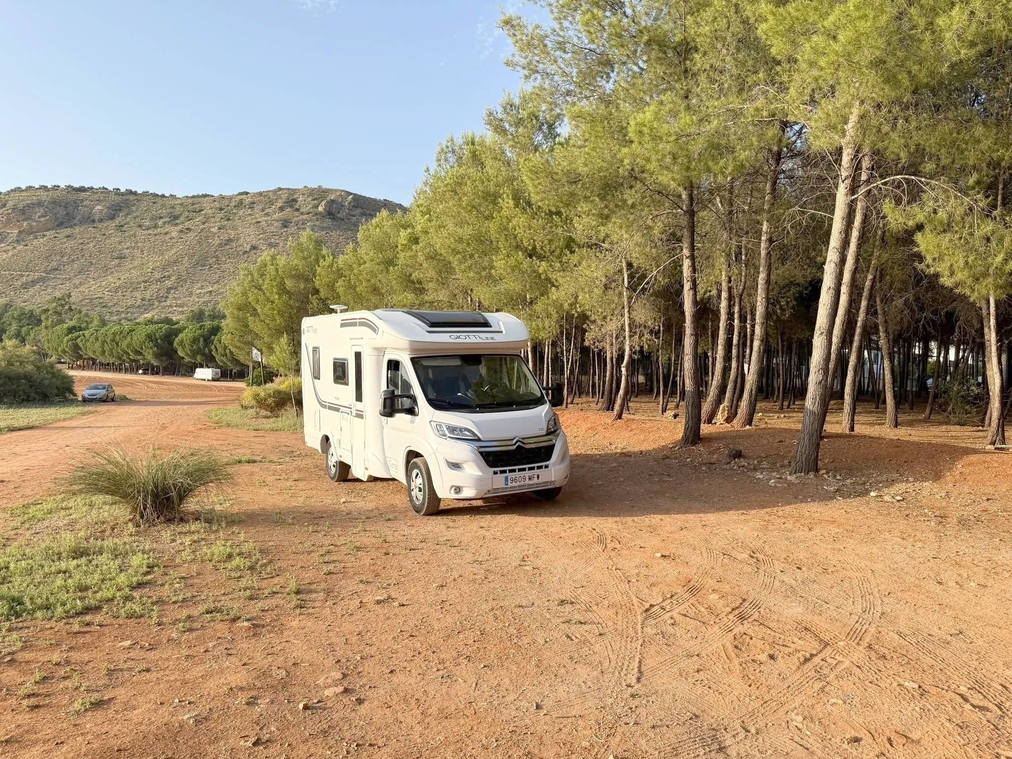 Vue avant de 3/4 Citroën - Yescapa