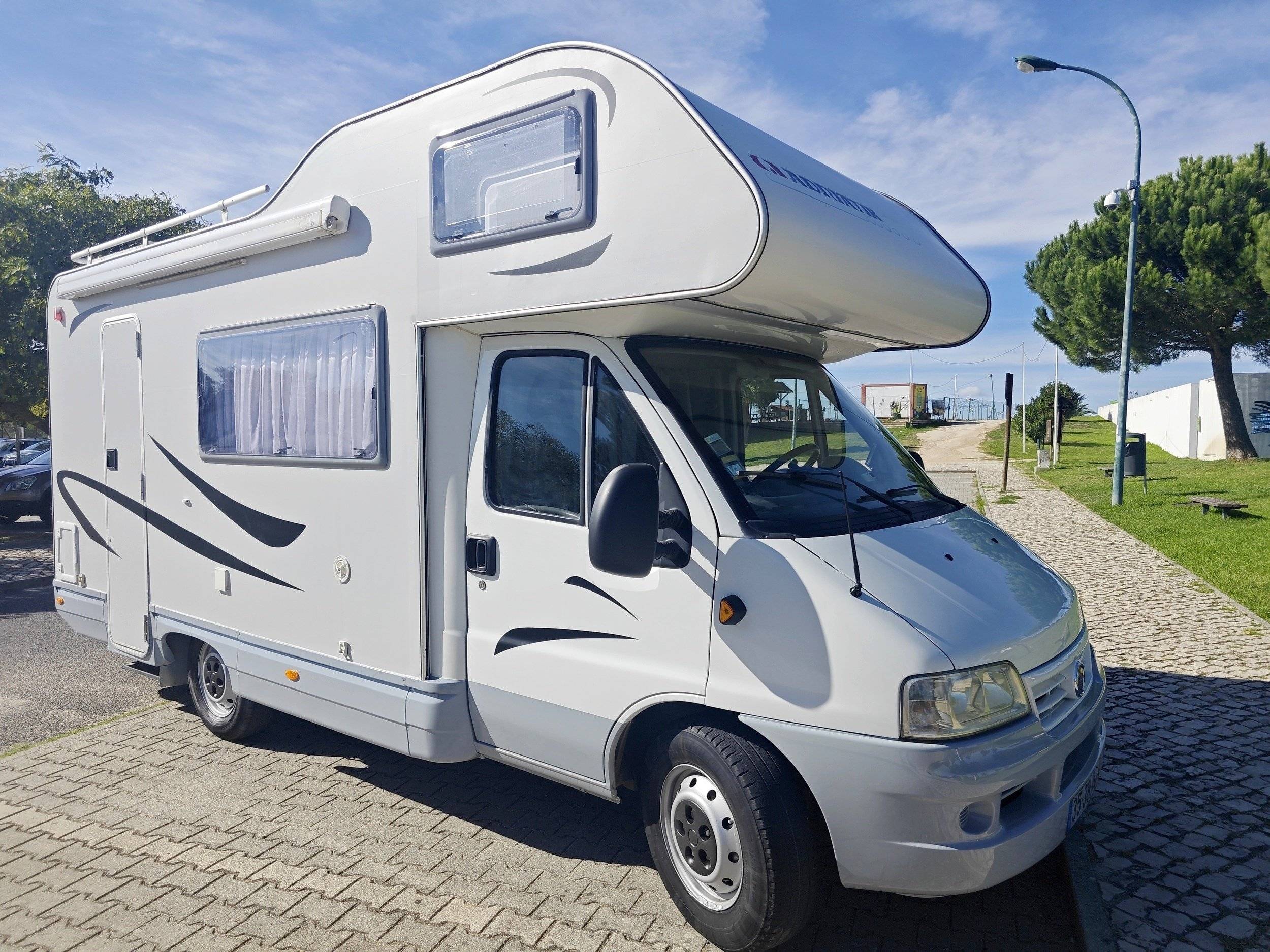 Adria Adriatix 572 DK