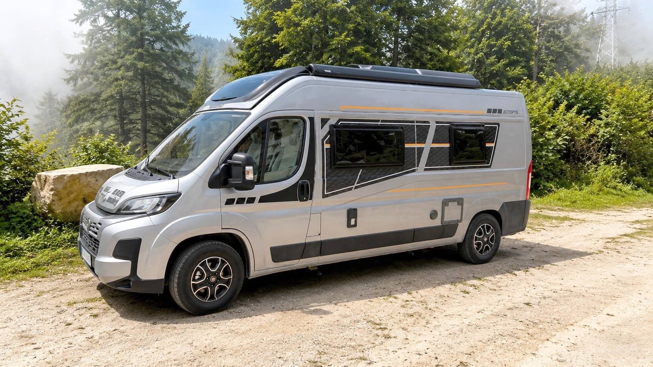 Front view from 3/4 Fiat - Yescapa