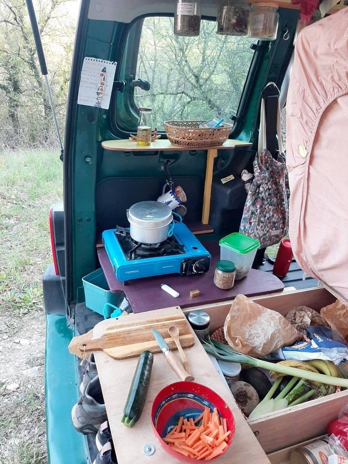 Handmade Peugeot Partner Tepee