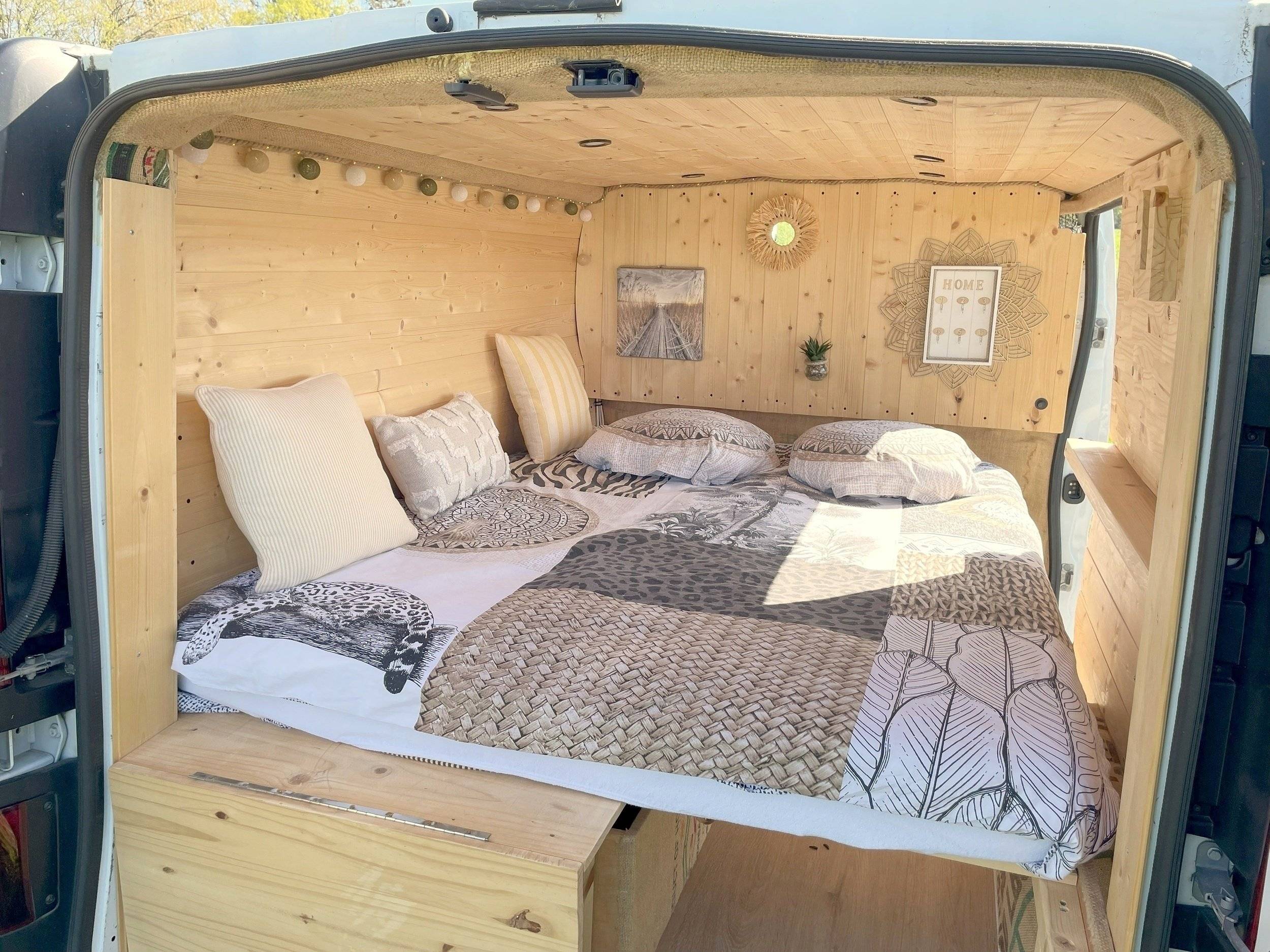 Couchages Nissan NV300 - Yescapa