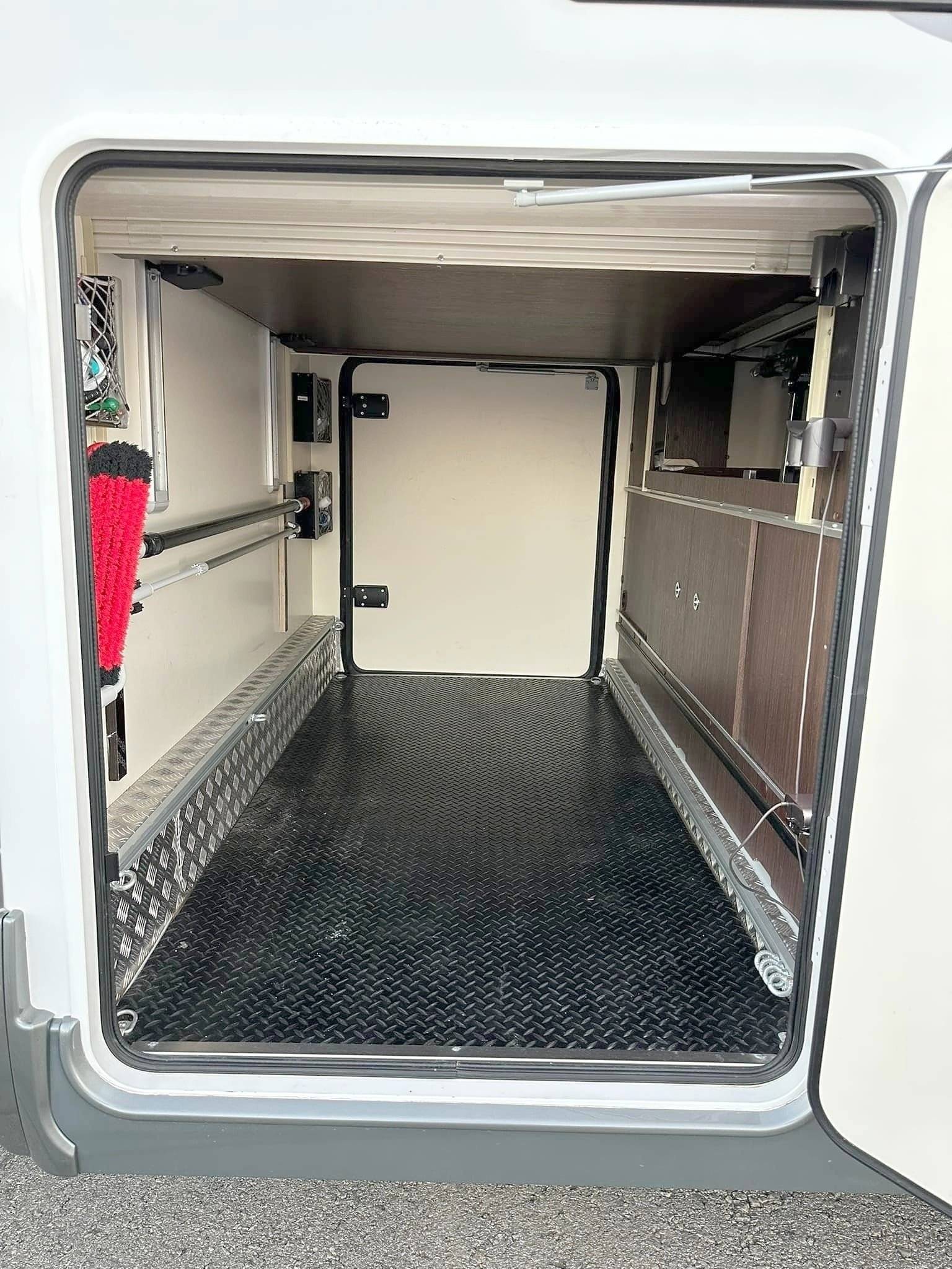 Mobilvetta K-yacht 89 Tekno Design