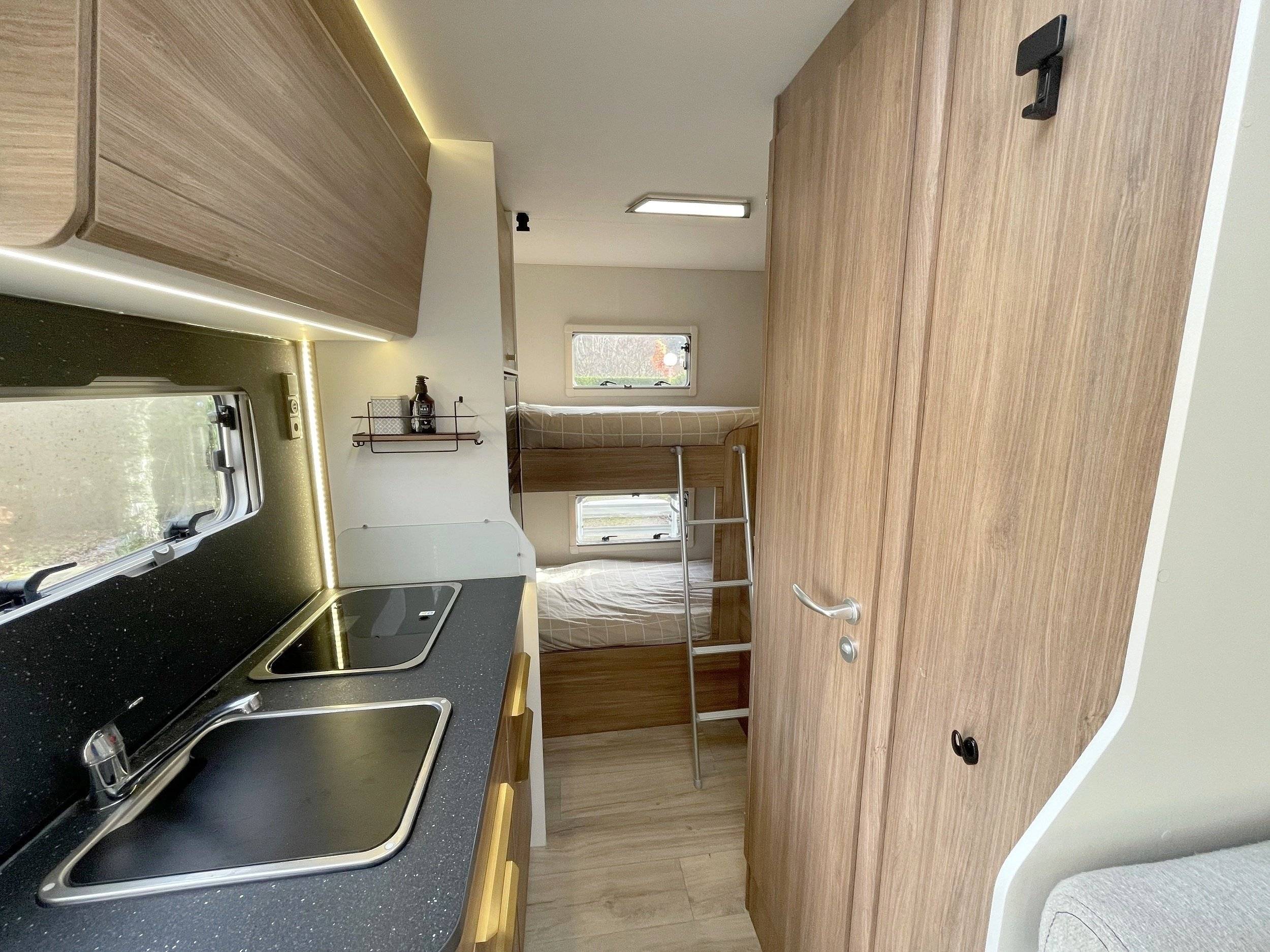 Pilote P696 Essentiel