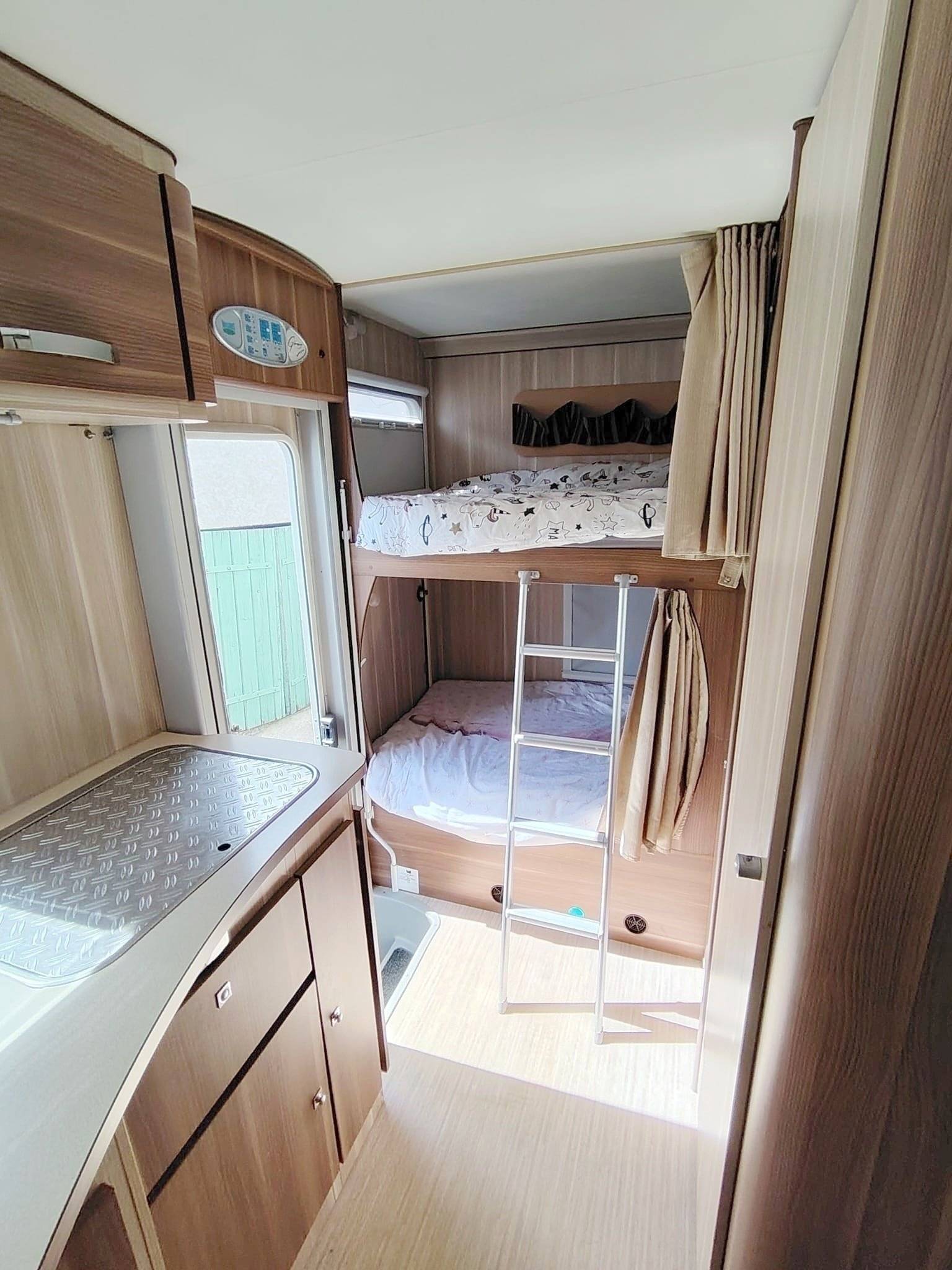 Schlafplätze Fiat Ducato 2,3 l Multijet 130 ch. - Yescapa