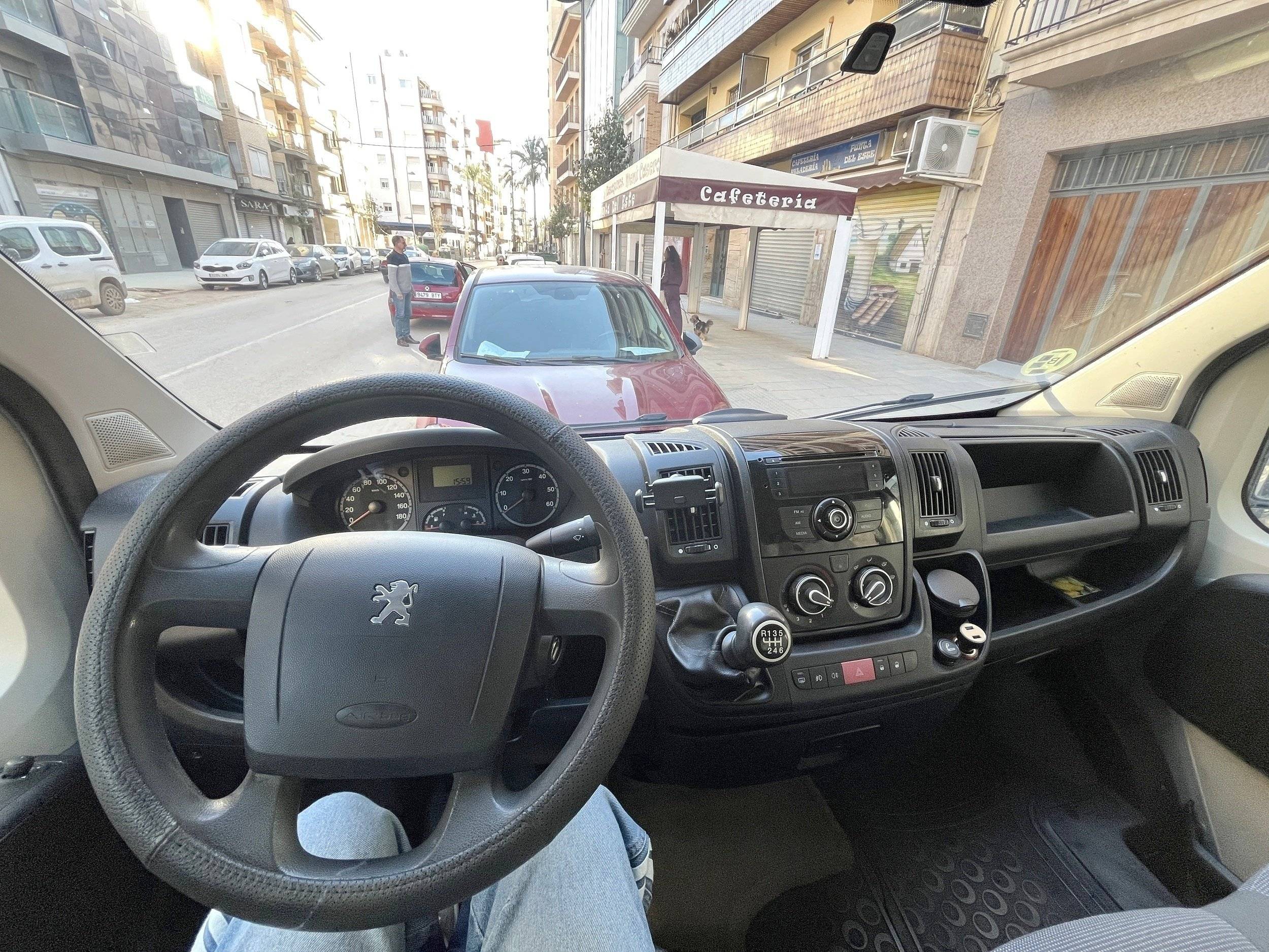 Peugeot Boxer 2,2 l hdi 130 ch