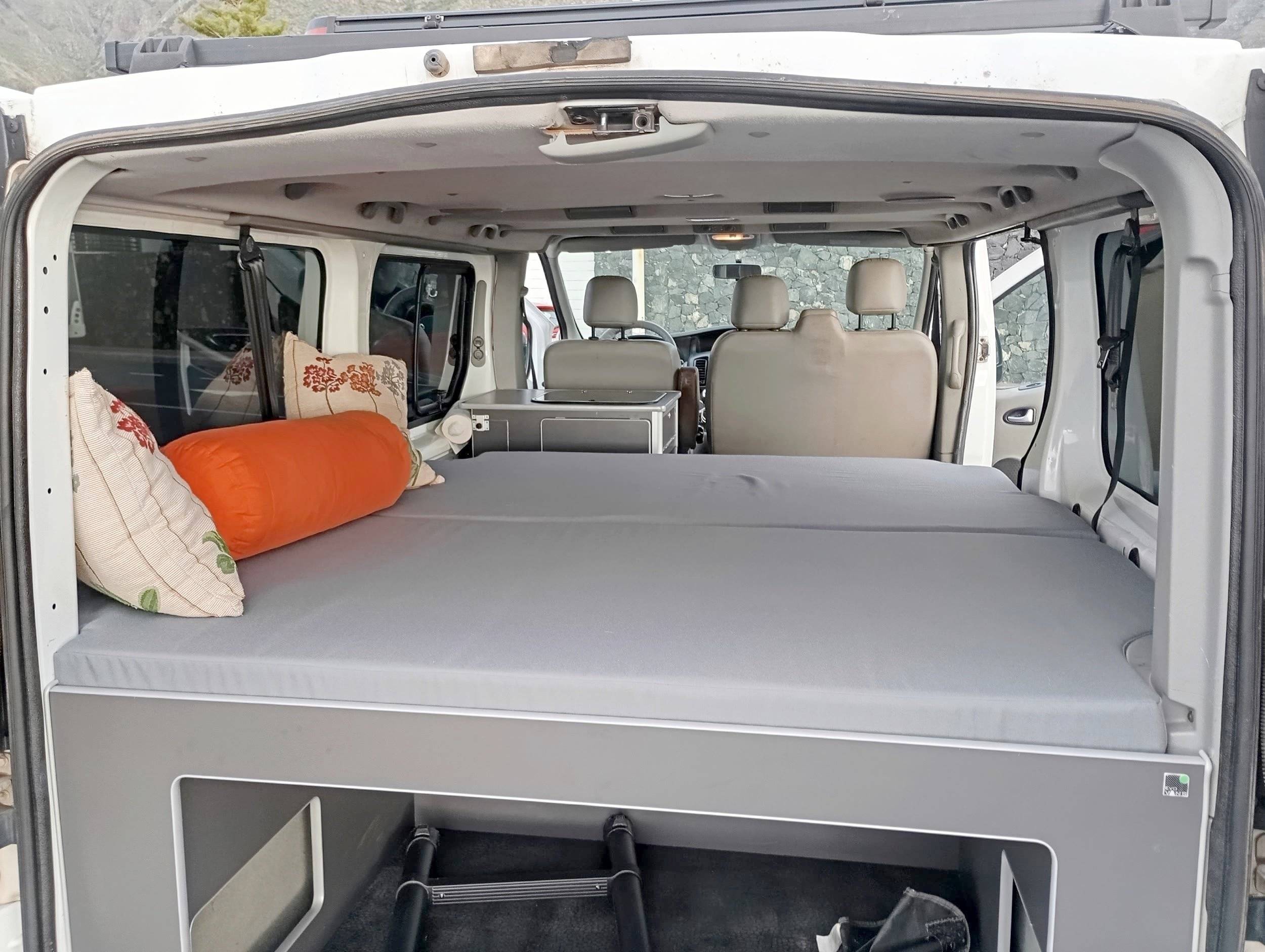 Dormidas Nissan Primastar l2h1 115ch - Yescapa