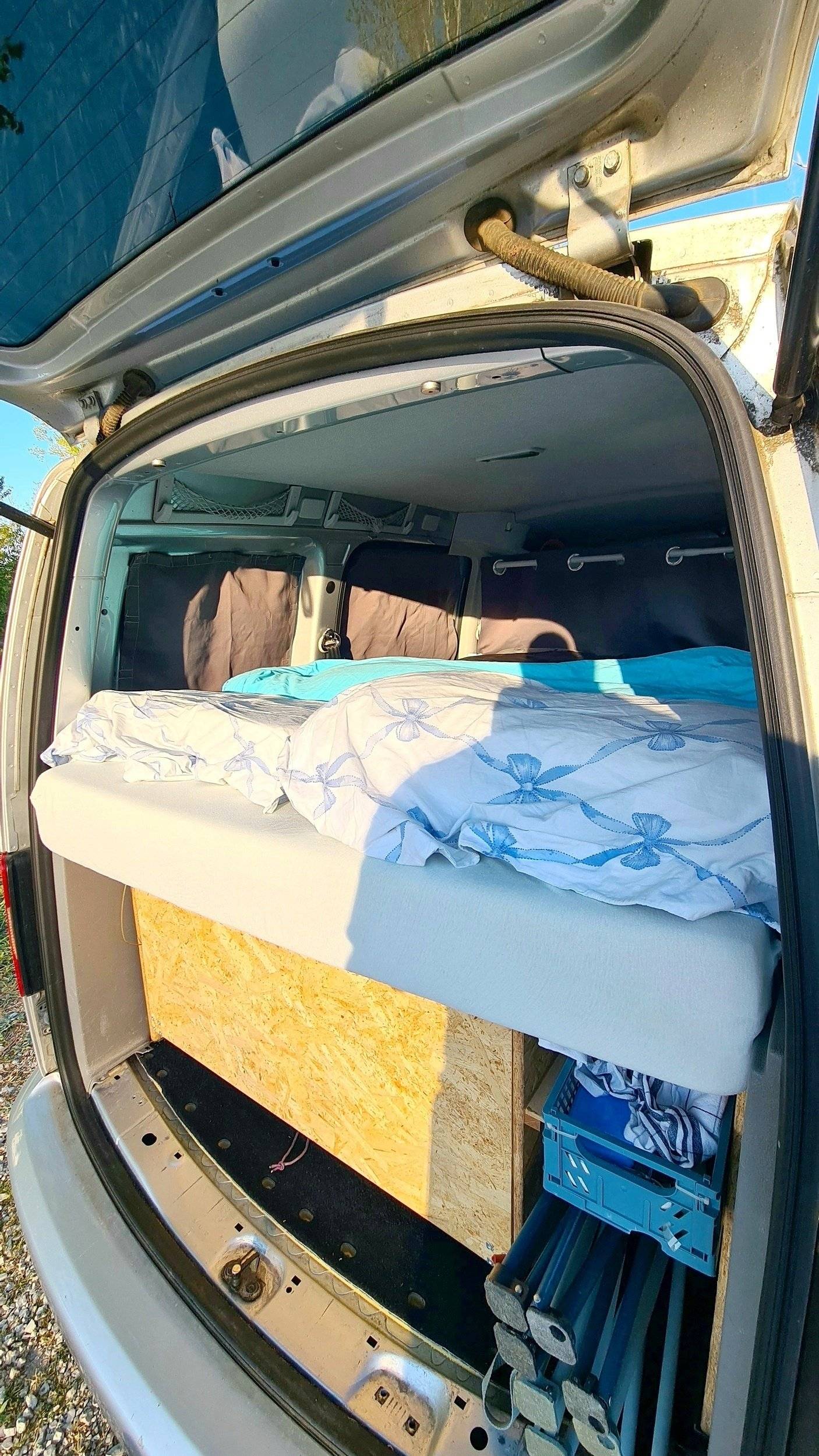 Essecke Volkswagen Caddy 1.9 105 cv - Yescapa