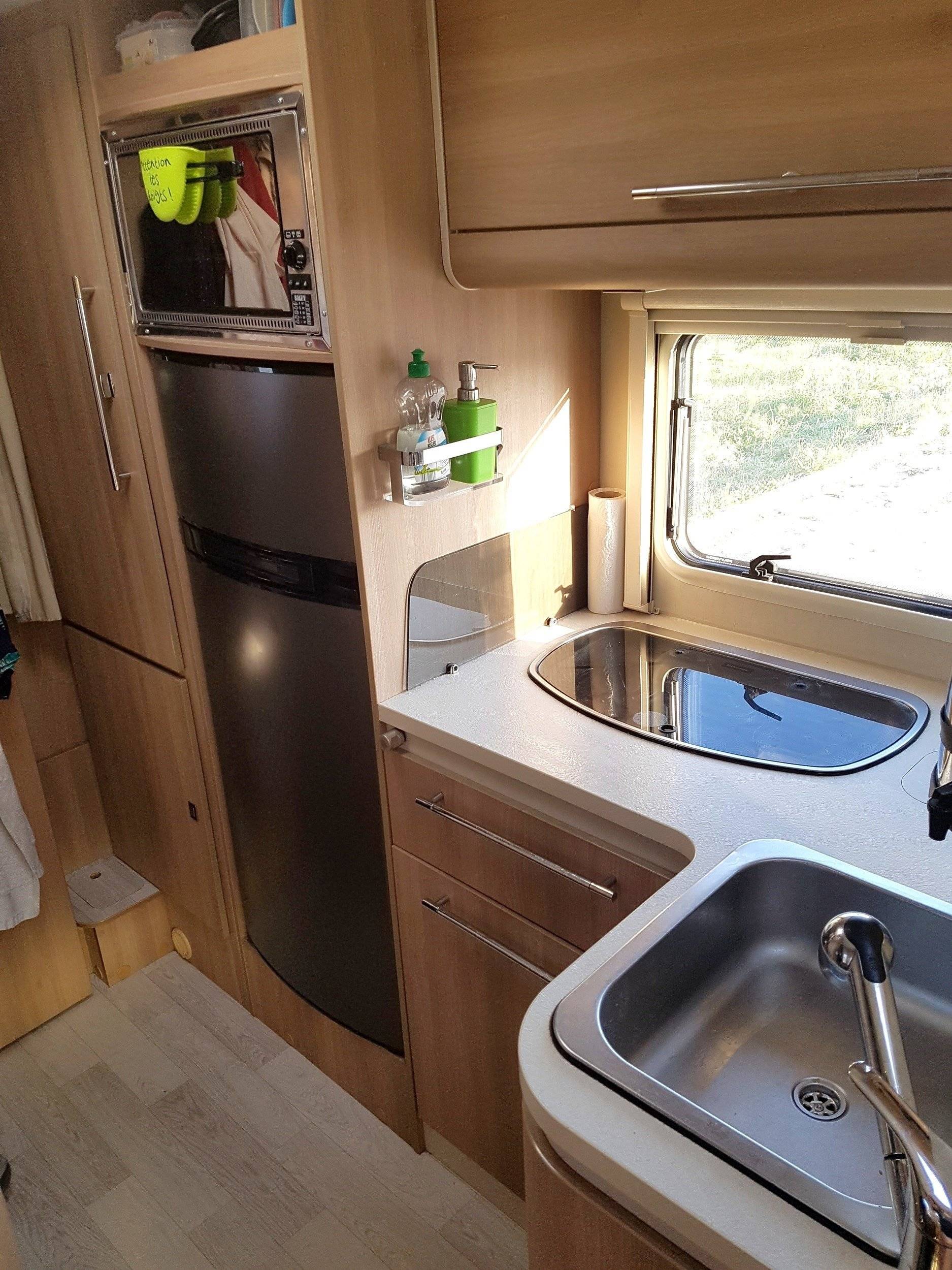 Riviera garage 2,3 l 130 ch