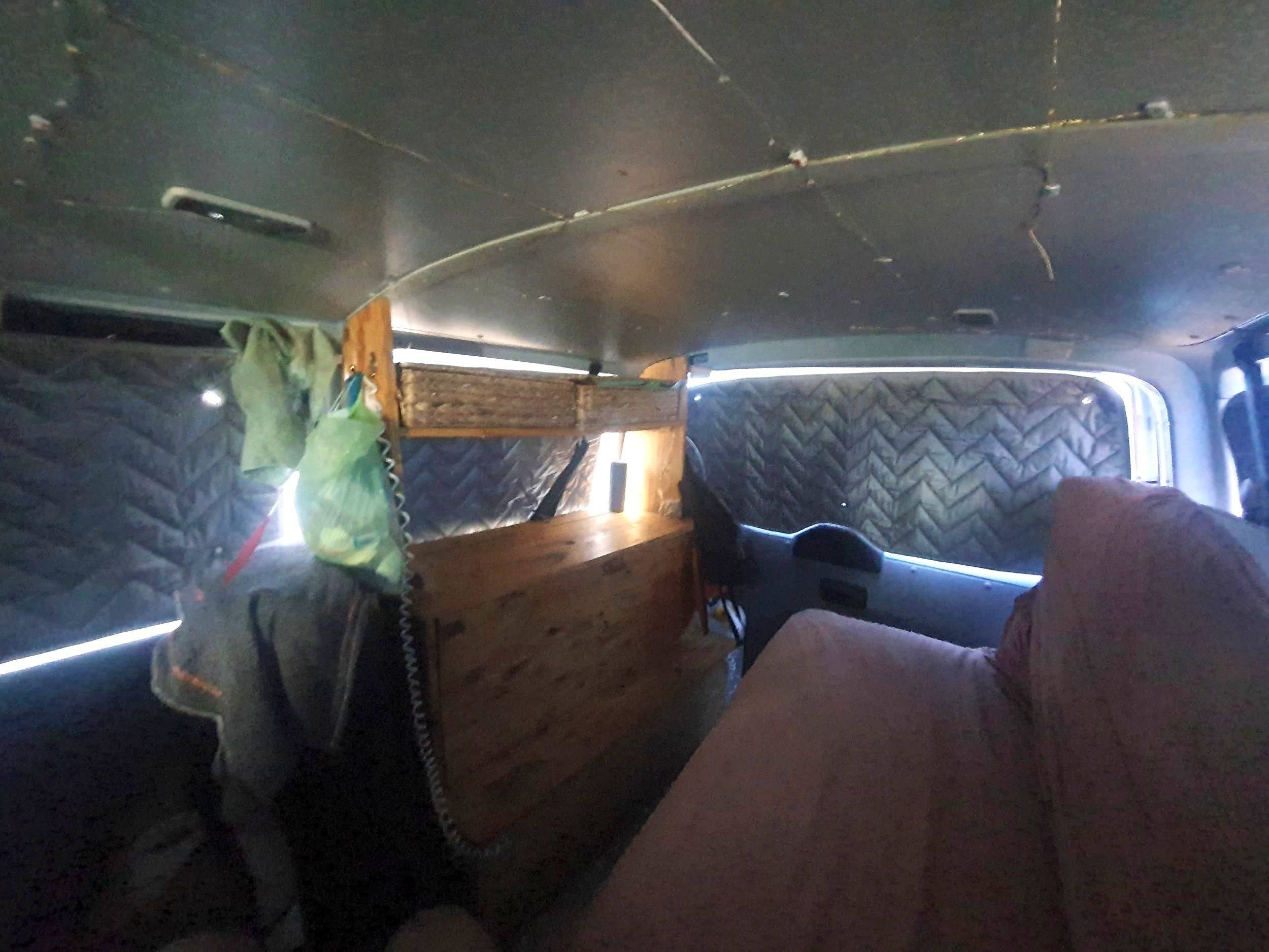 Volkswagen Transporter T5 2 l 102 ch