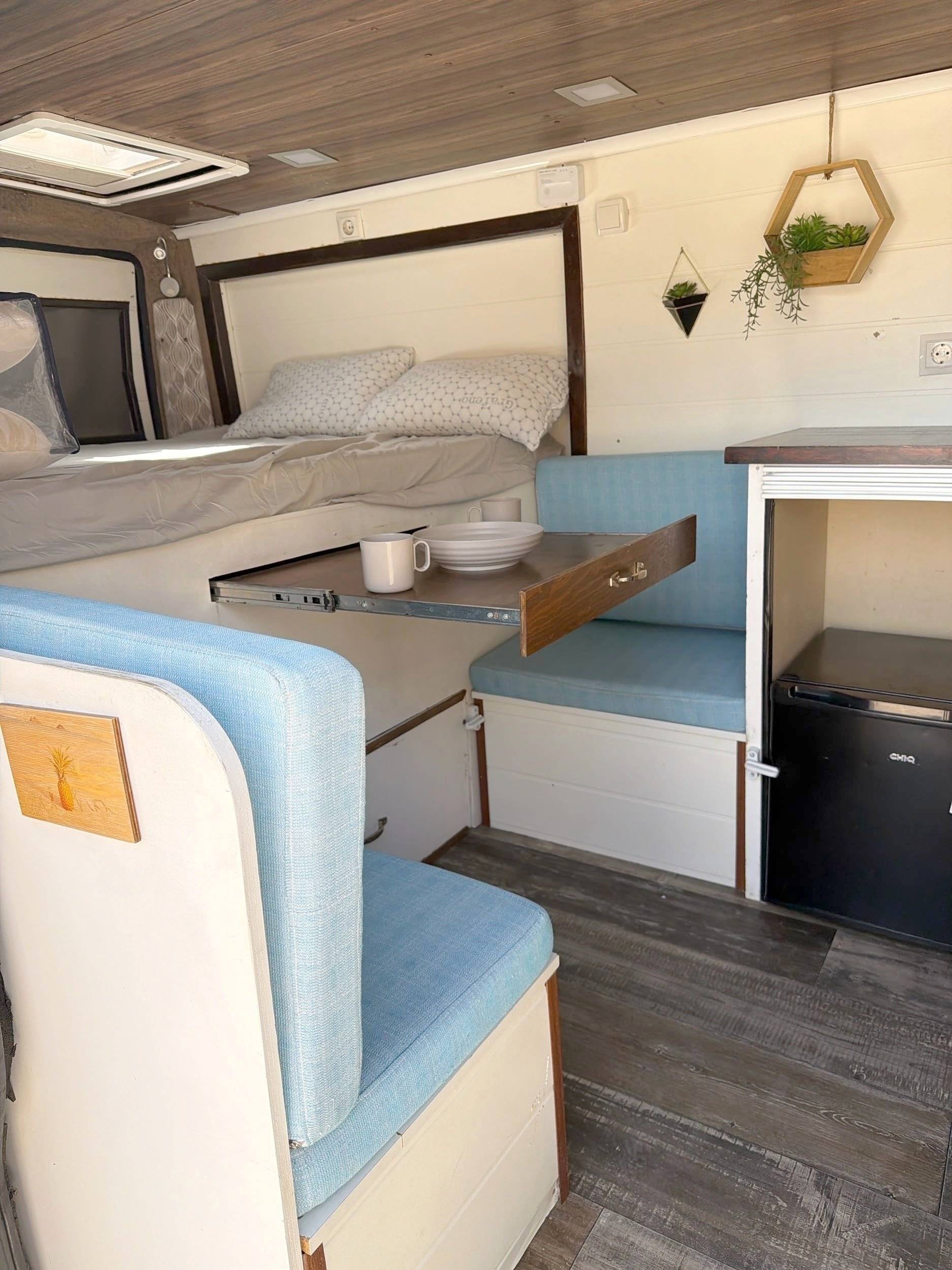 Área de jantar Citroën Jumper 2,2 l 120 ch - Yescapa