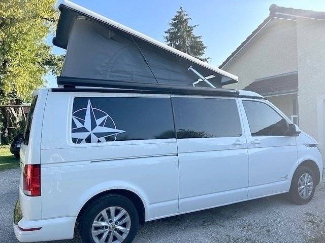 Front view from 3/4 Volkswagen volkswagen - Yescapa
