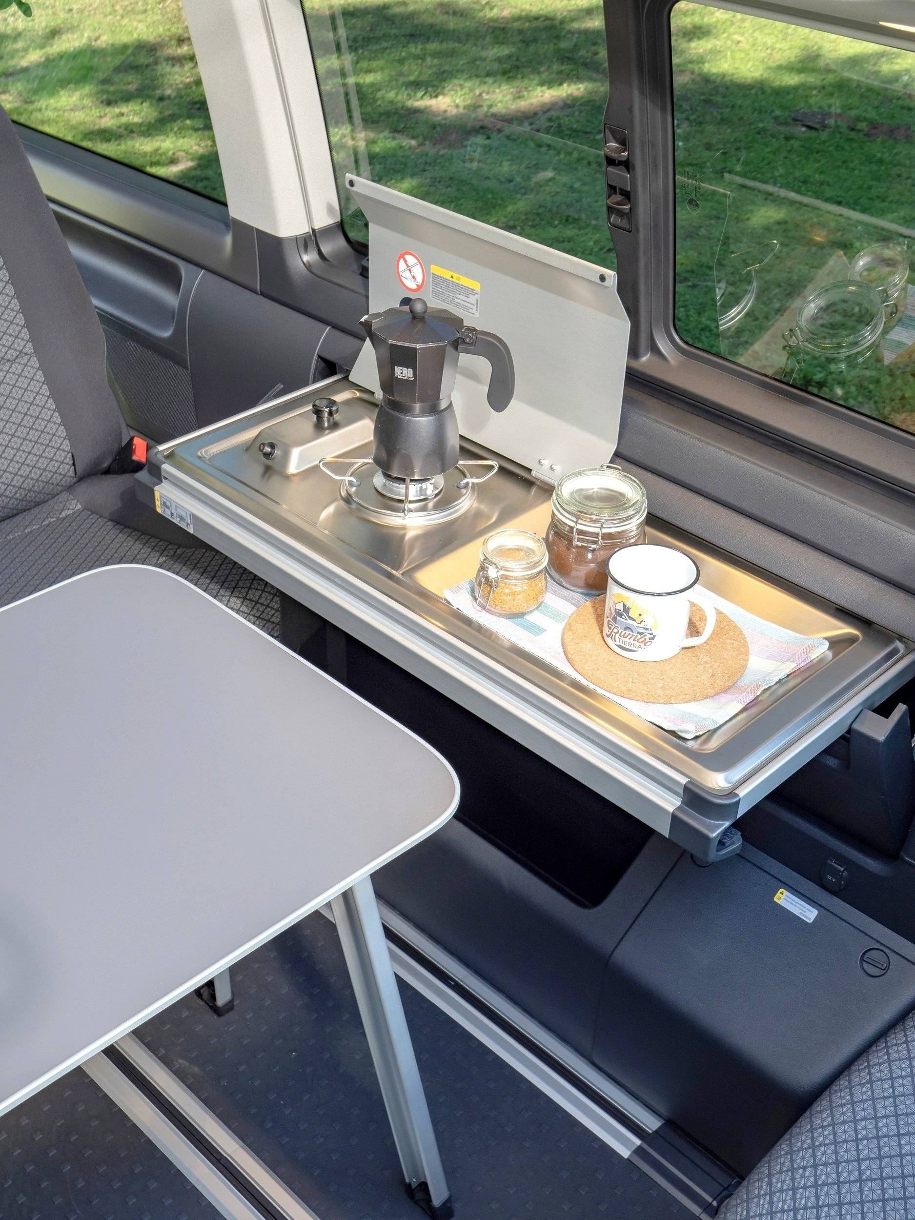 Volkswagen 6.1 California BEACH CAMPER