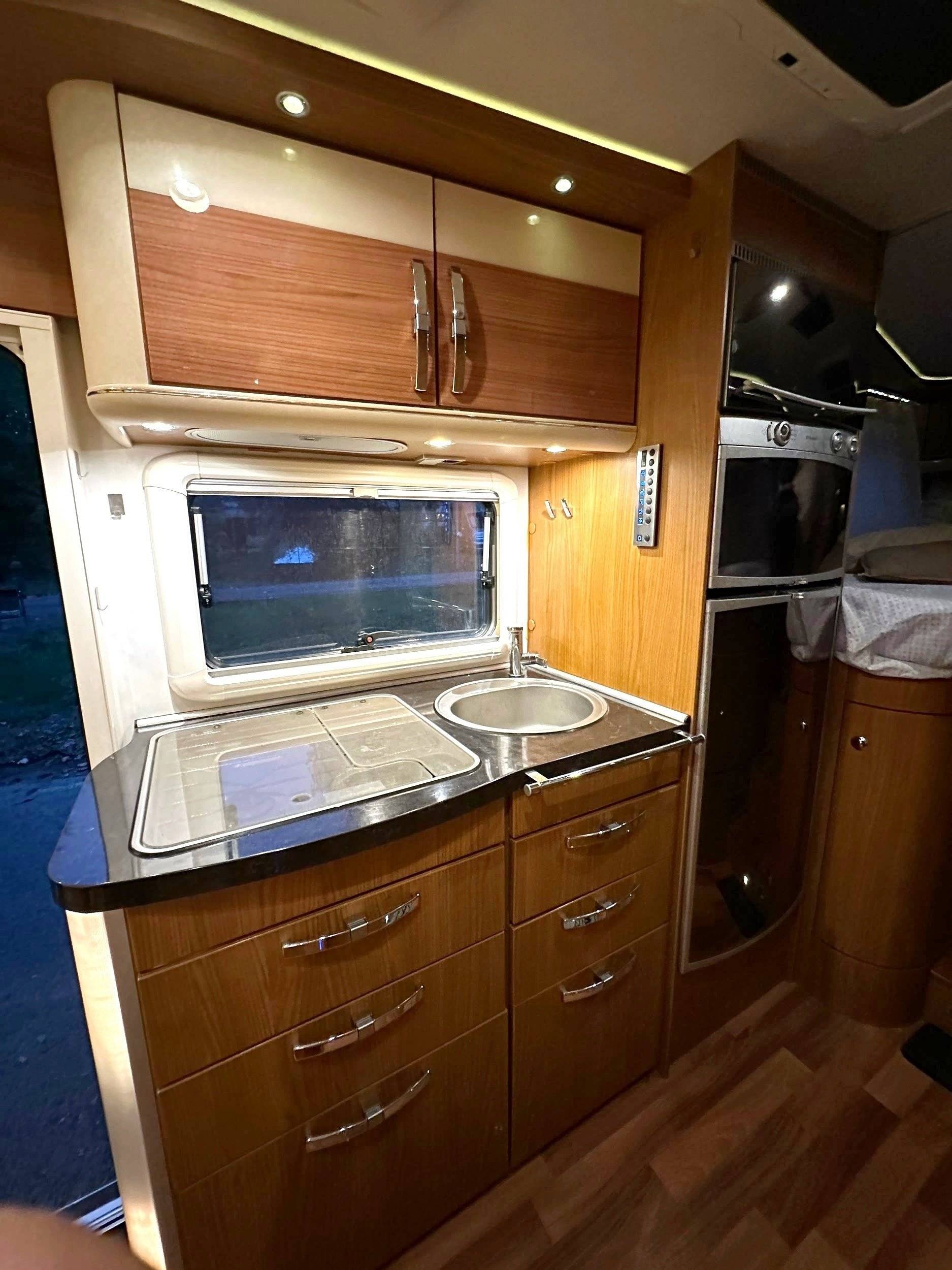 Dinette Fiat Ducato 3,0 l 160 ch - Yescapa