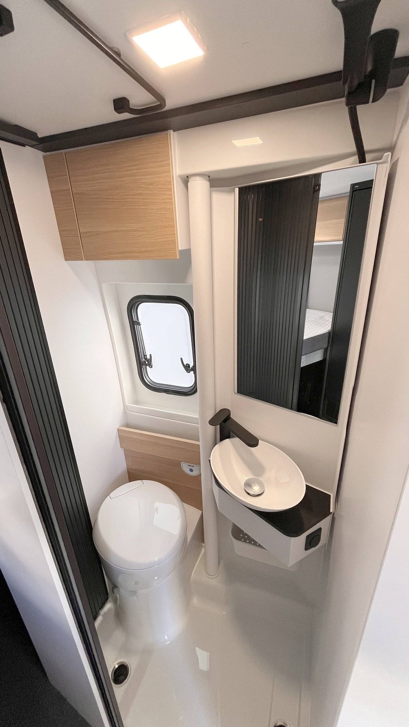 Adria TWIN 640 SGX PTR edition 60 th