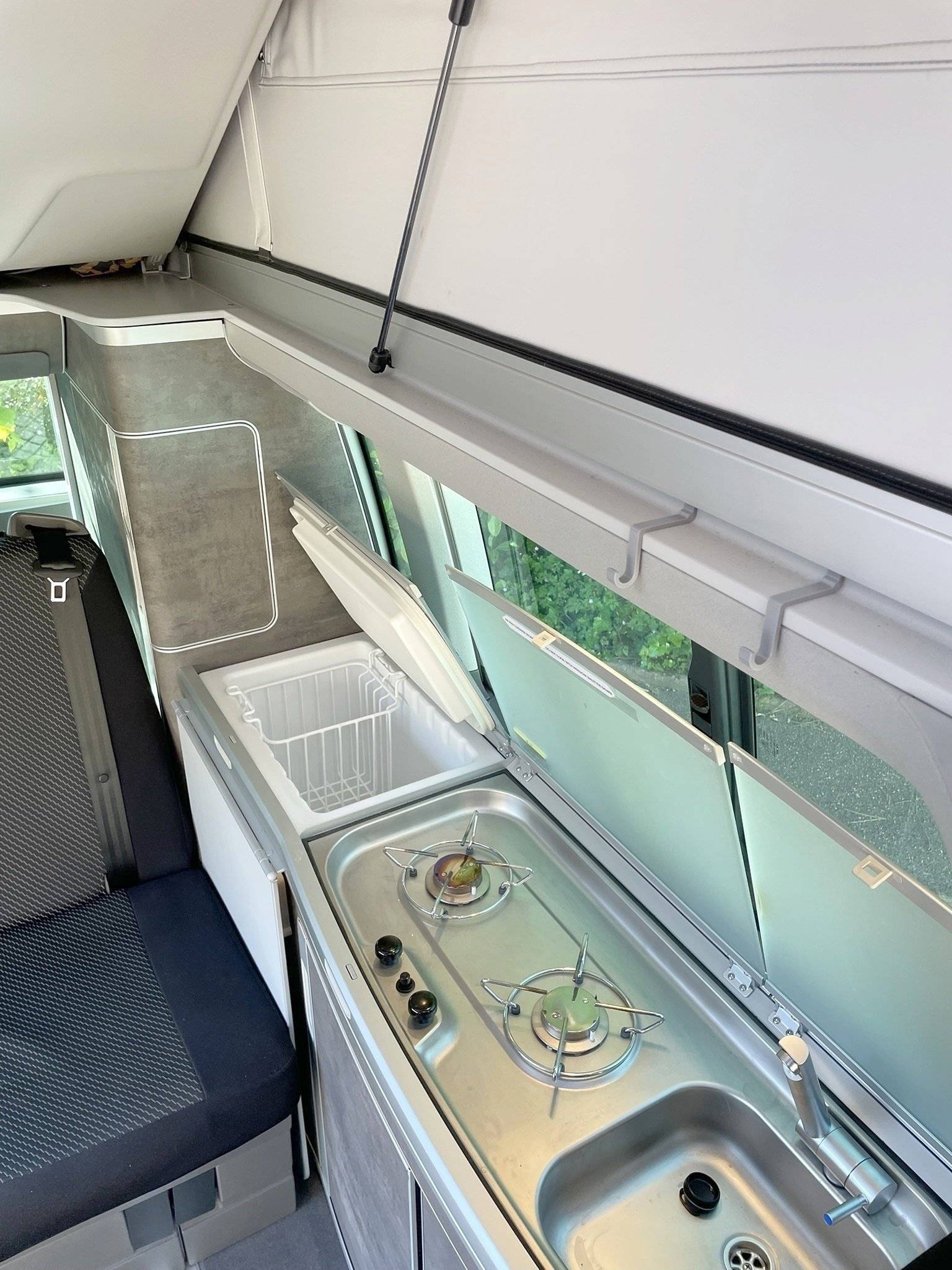 California 204cv - 4x4 