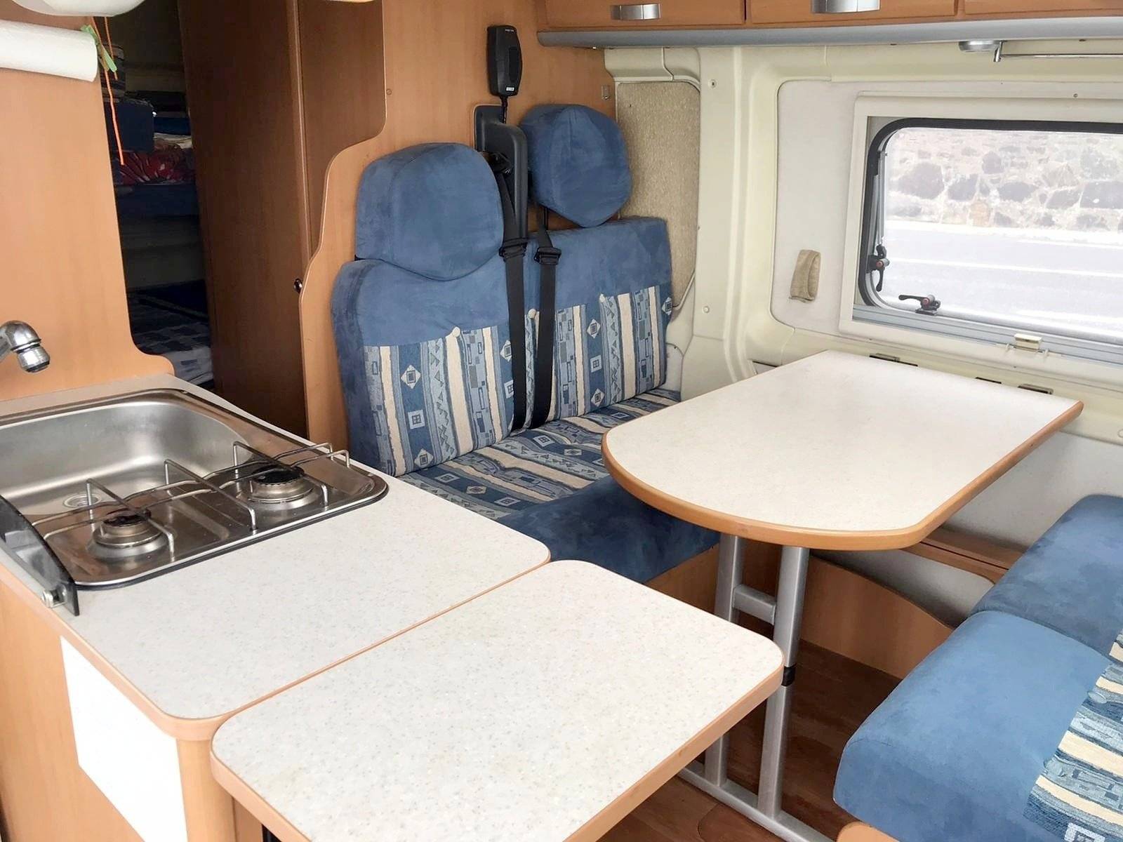 Challenger vany 04 prestige