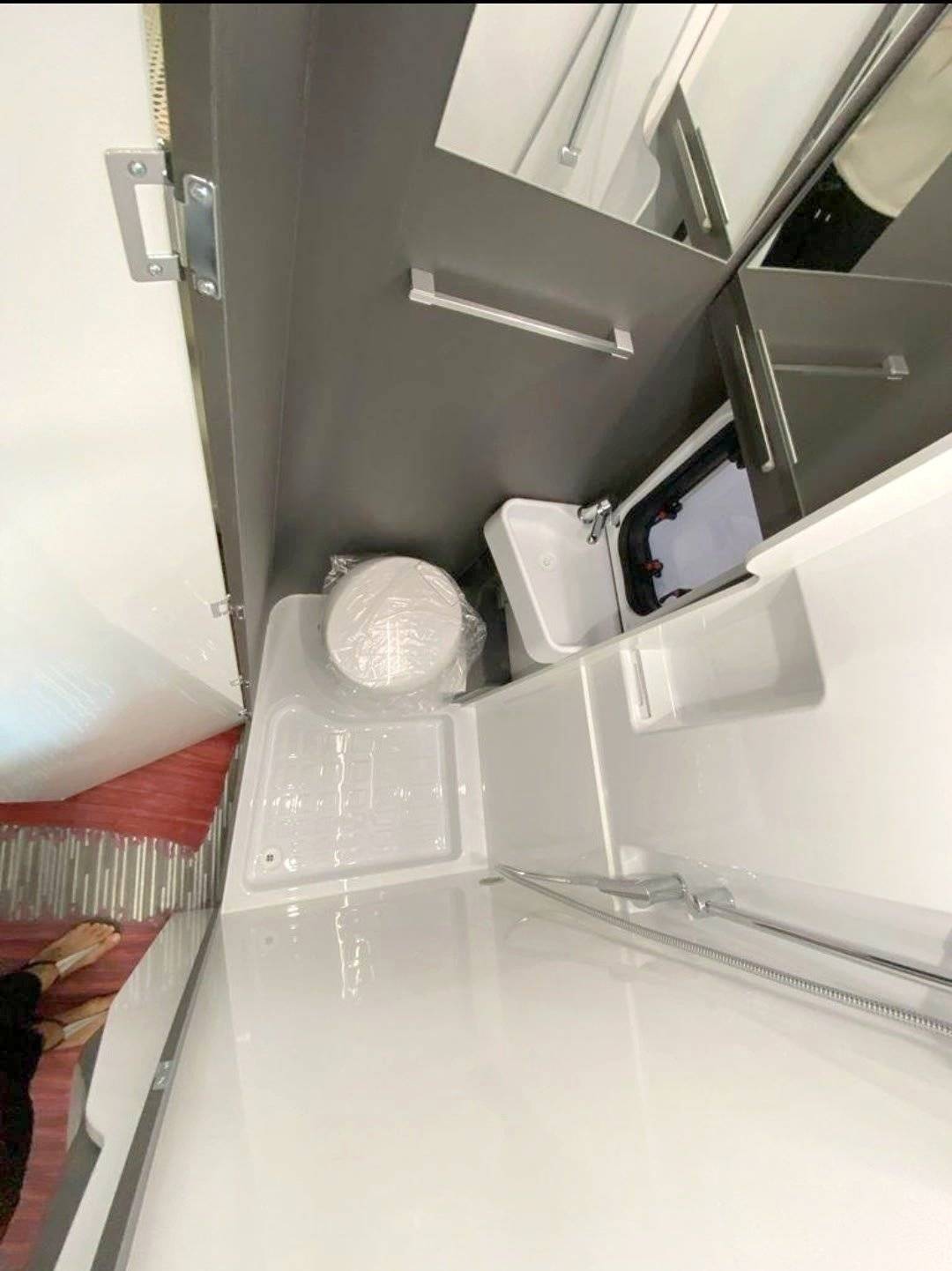 Mclouis Menfys Van 3 Maxi S line