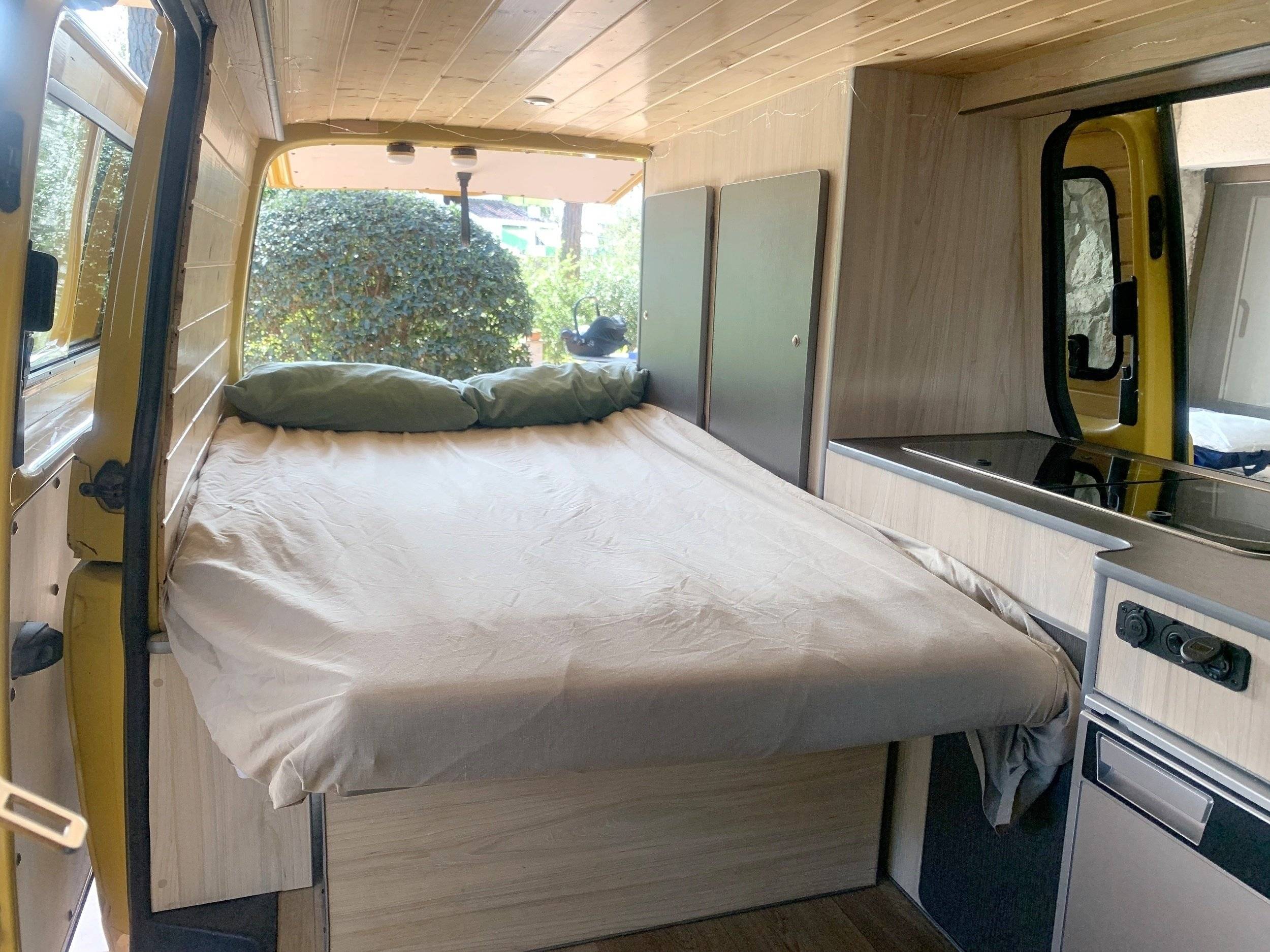 Volkswagen Transporter T5 camperizada