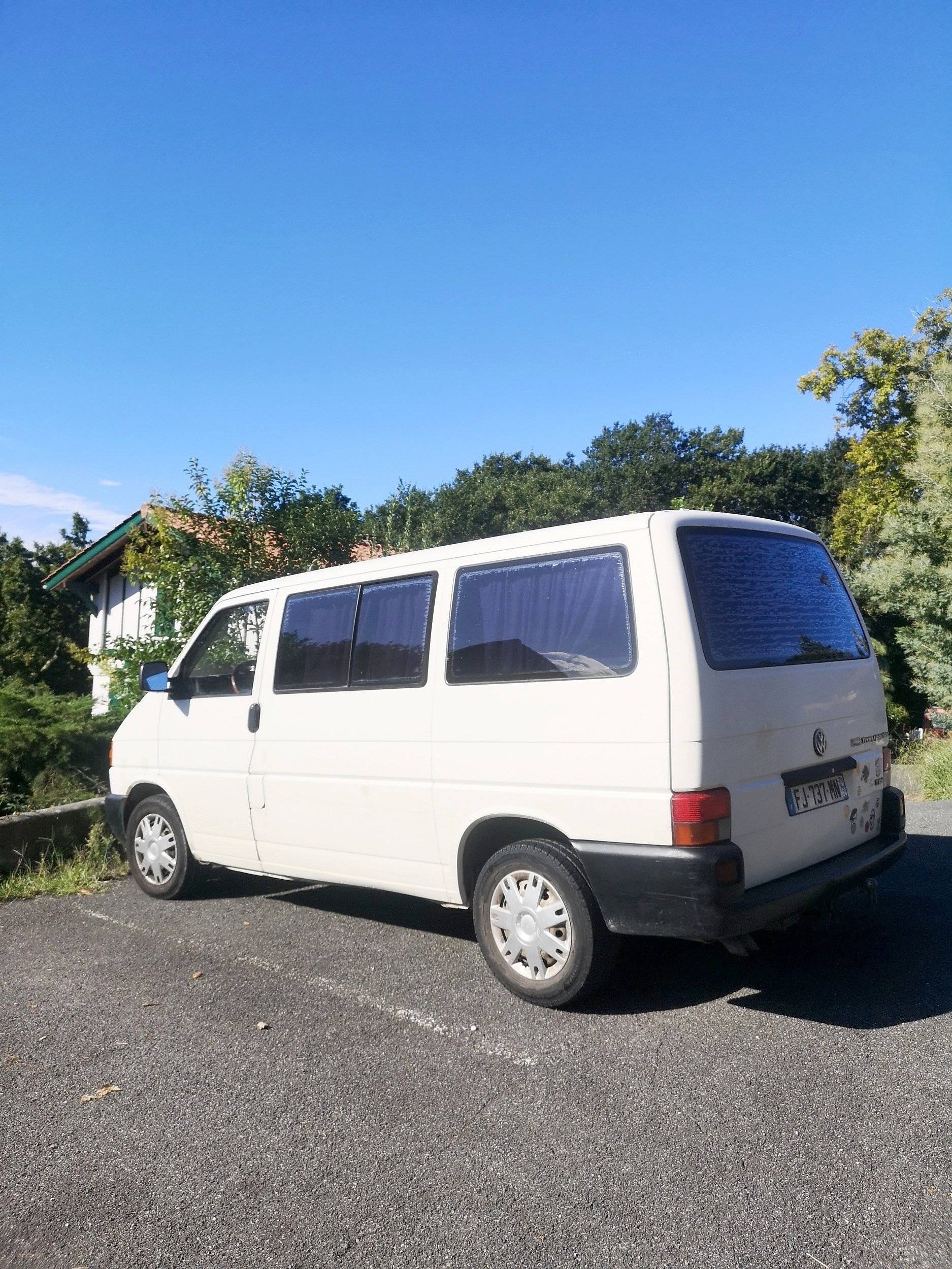 Vue arrière Volkswagen Volkswagen T4 - Yescapa