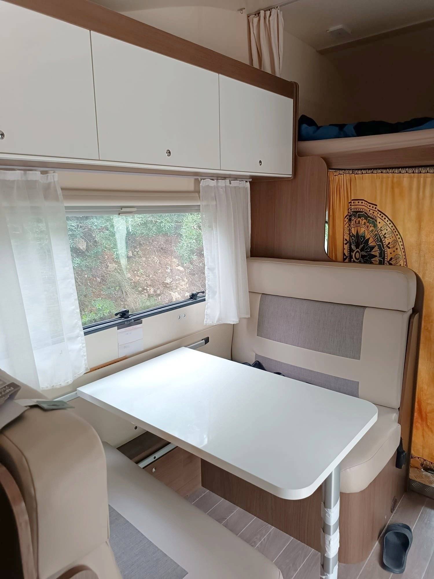 Trigano Roller Team Kronos 284 tl