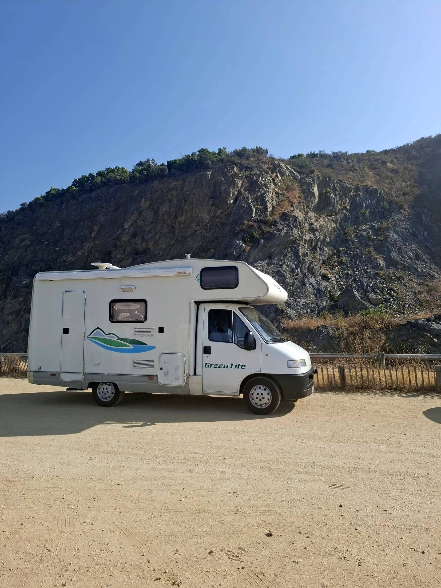 Couchages Fiat DUCATO 1.9 TD - Yescapa