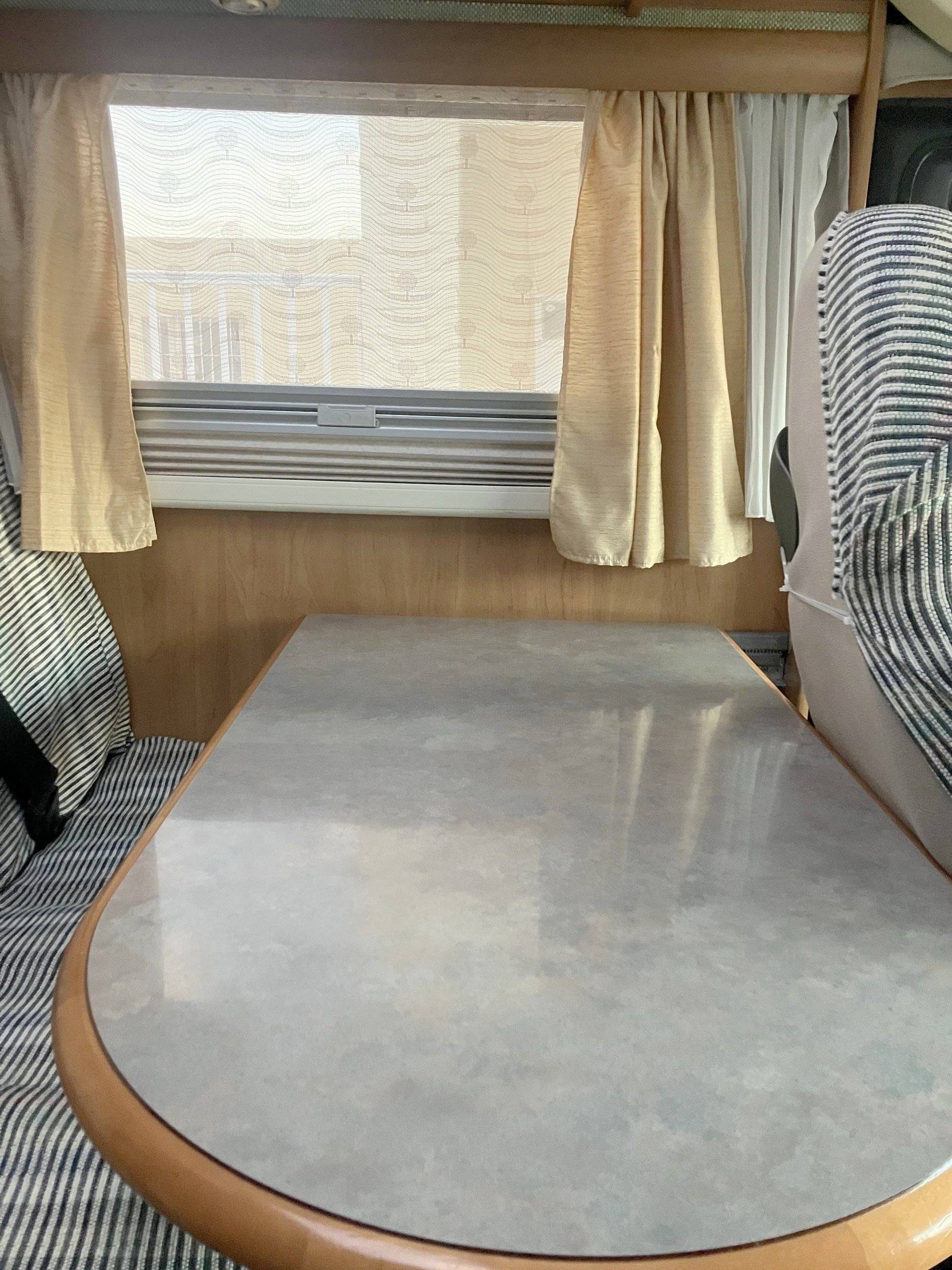 Comedor Fiat Ducato 2,8 l 115 ch/Al-Ko - Yescapa