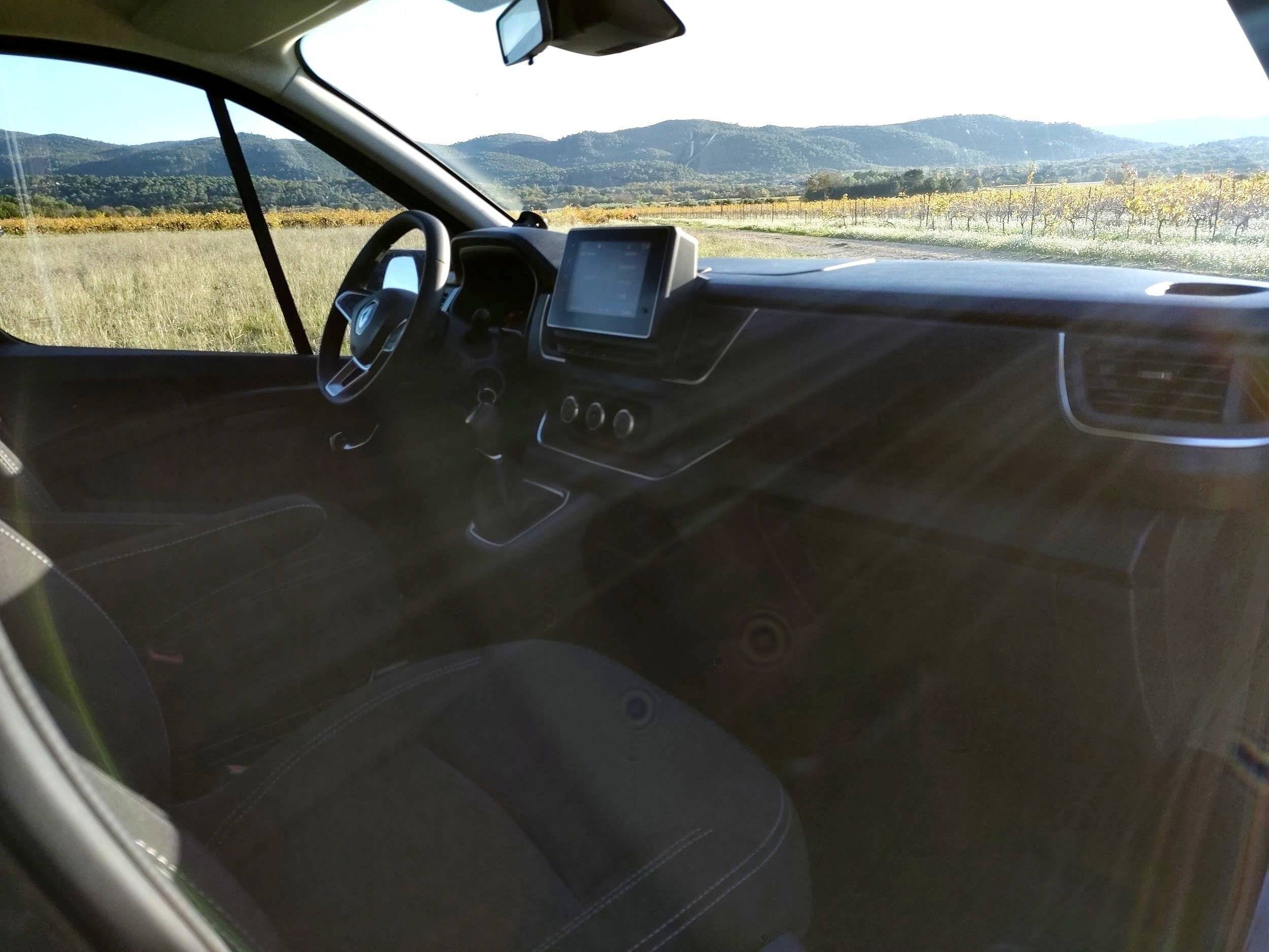 Renault RENAULT TRAFIC III EDC DCI 150 L1H1 2.8T