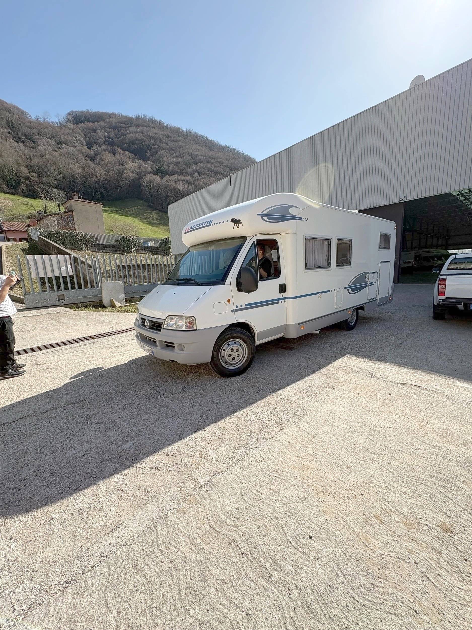 Adria ADRIA CORAL XL 660 SL