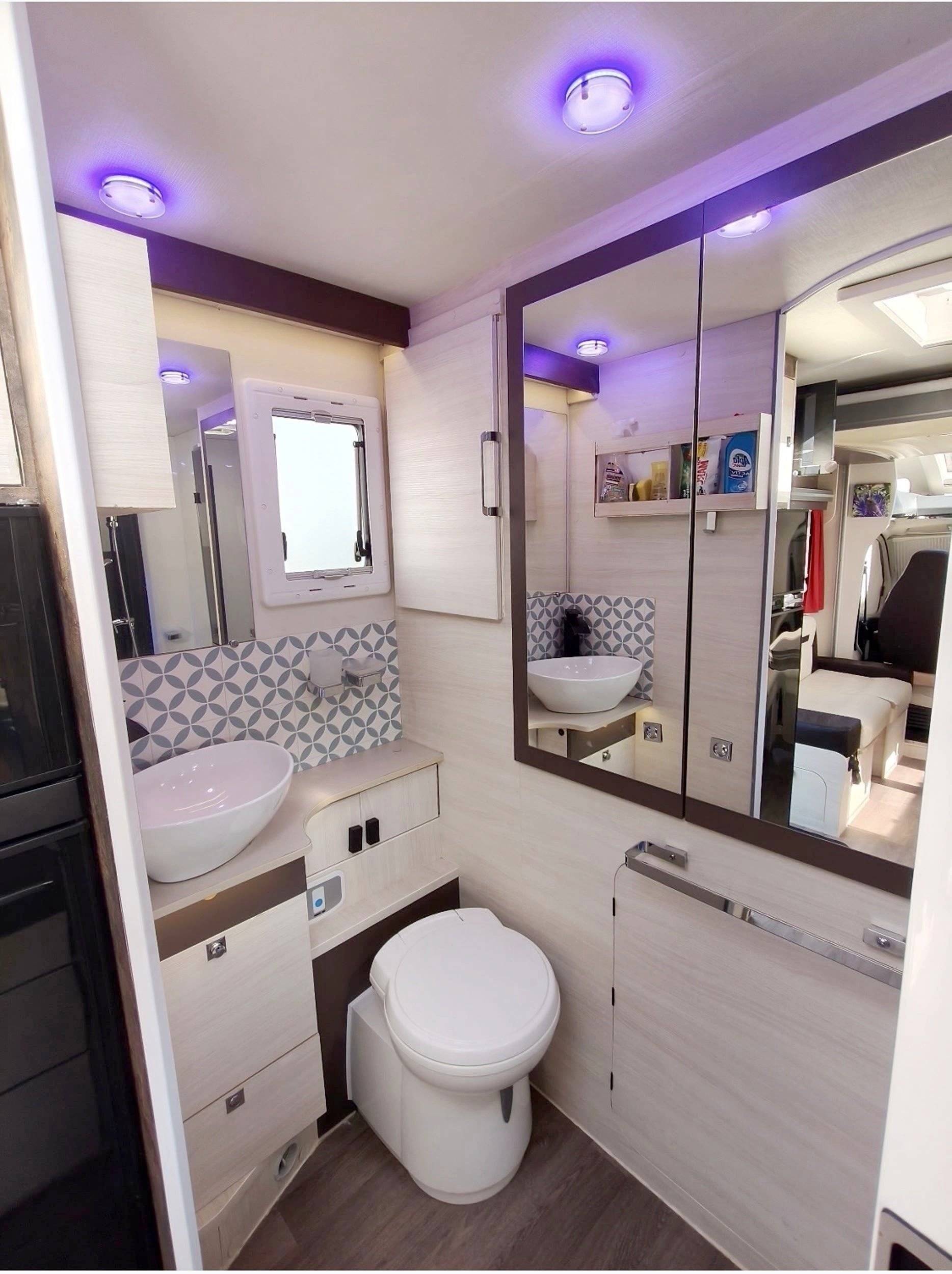 Chausson Welcome