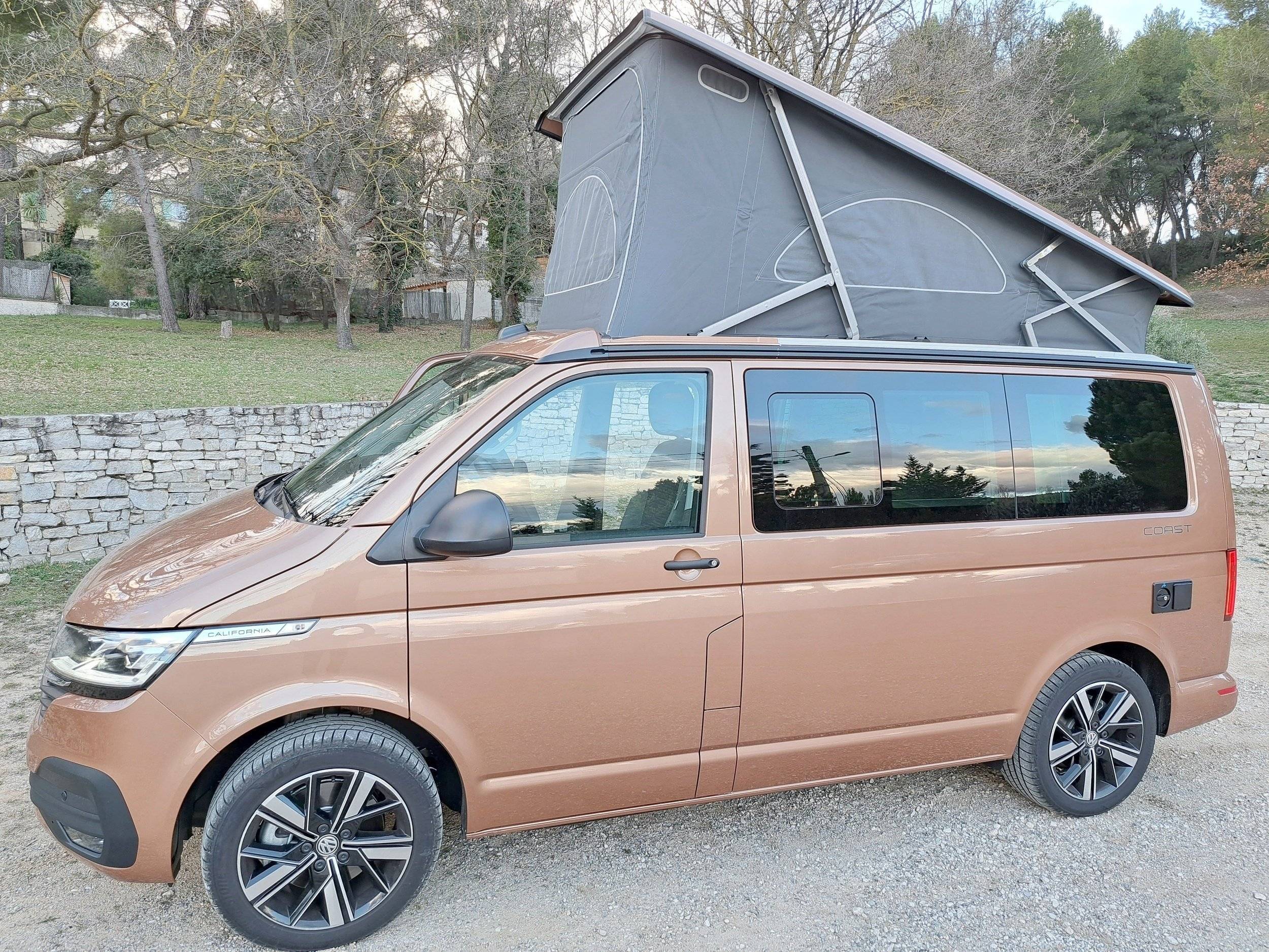 Volkswagen T6 California Coast 