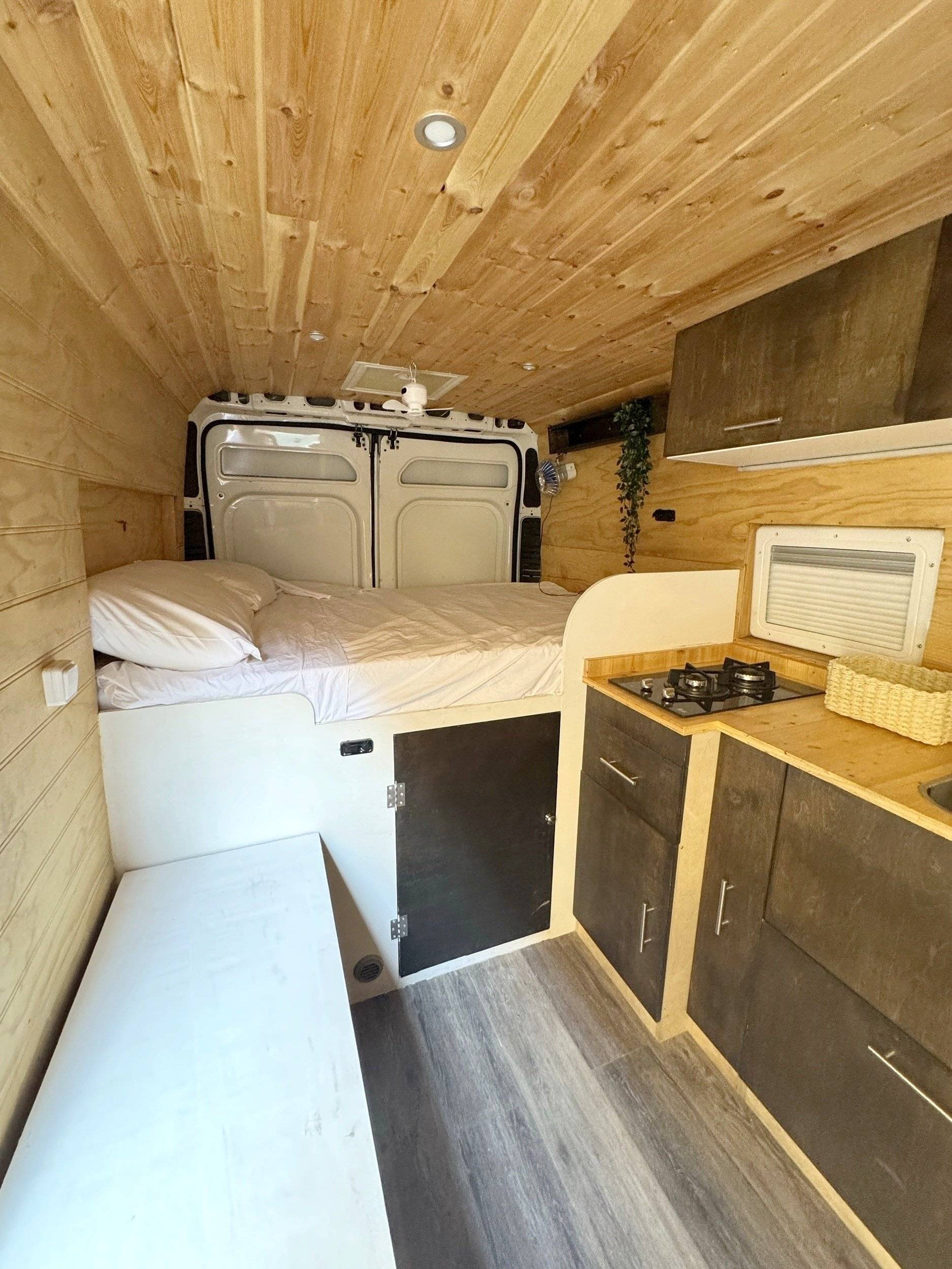 Couchages Fiat Ducato 120 Multijet - Yescapa