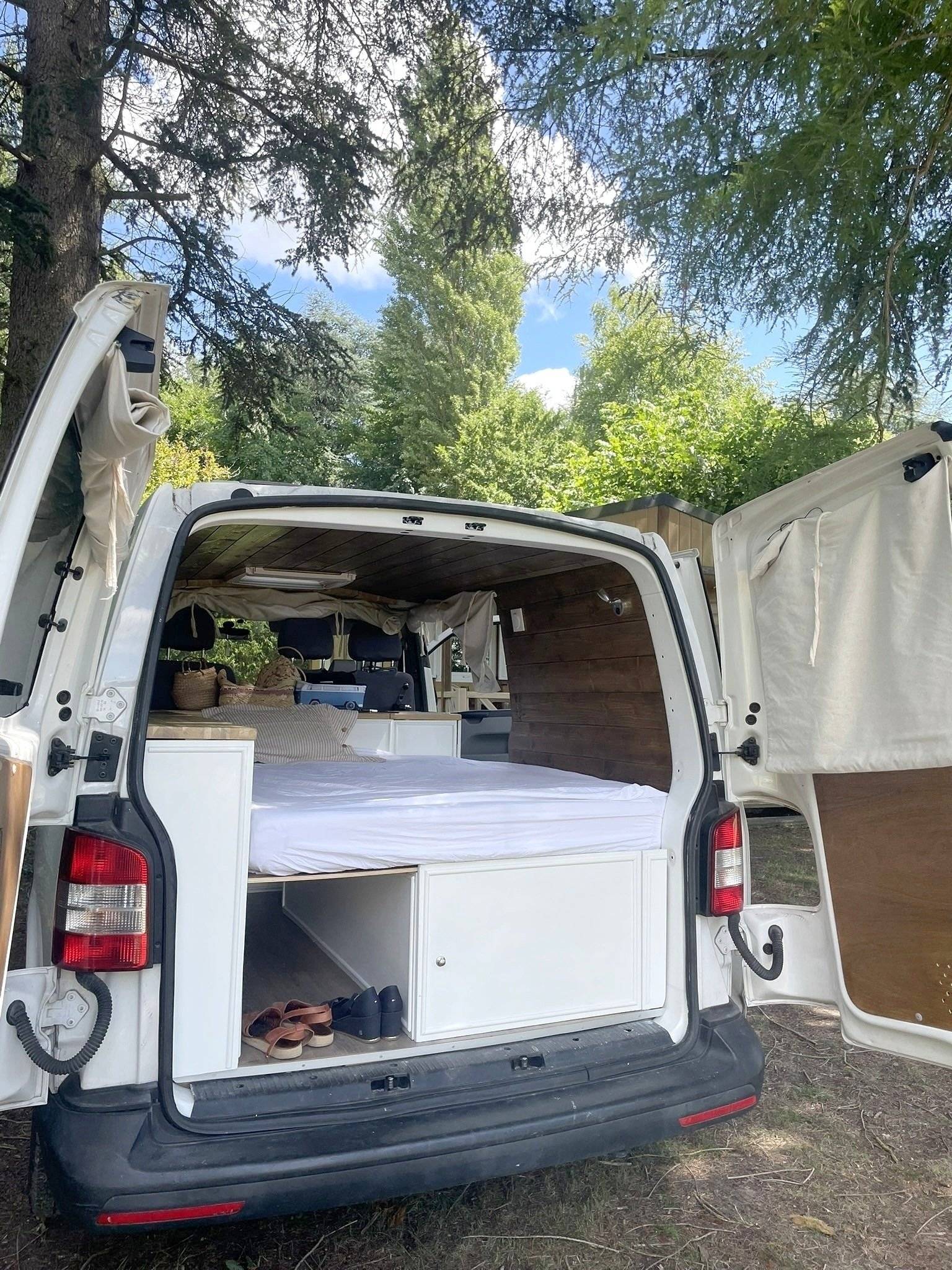 Volkswagen T5 2,0 l 102 ch