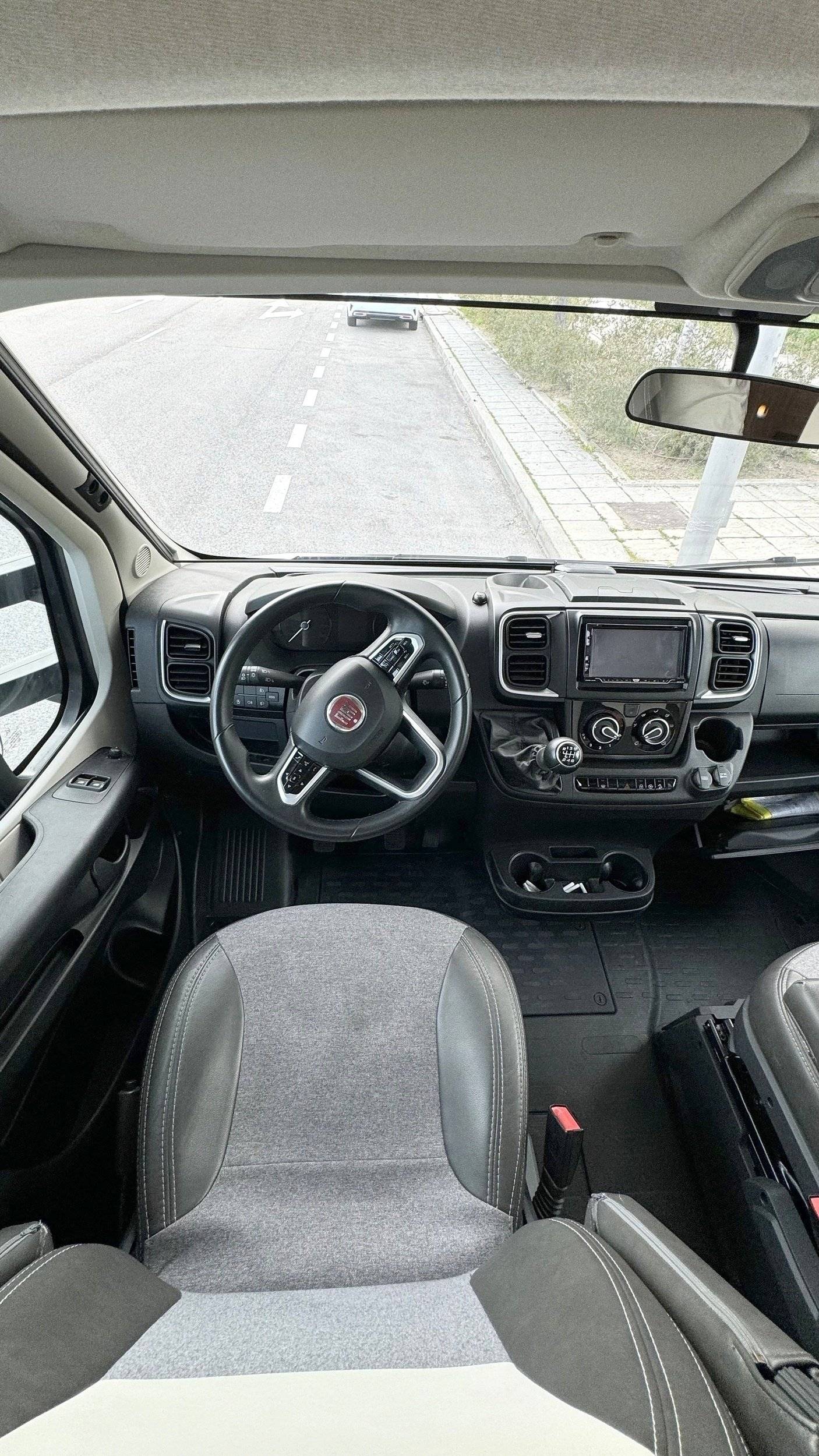 Camper Track DUCATO CAMPER VAN