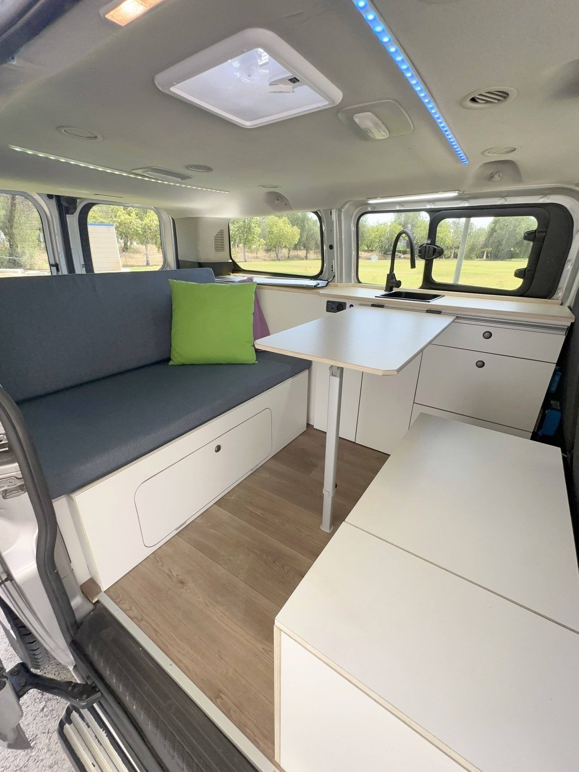 Transit Transit Custom