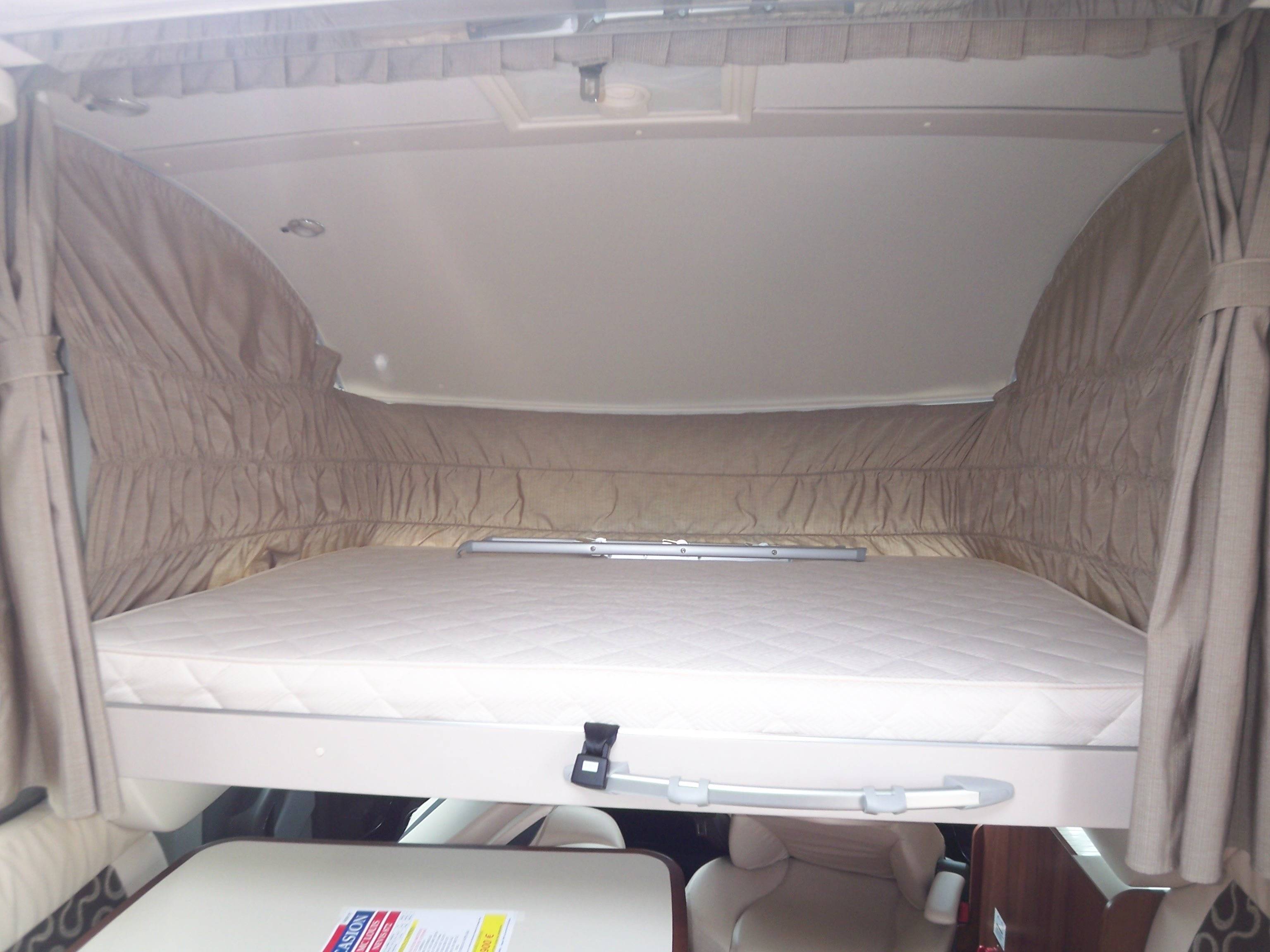 Couchages Fiat Ducato 2,3 l Multijet 130 ch. - Yescapa
