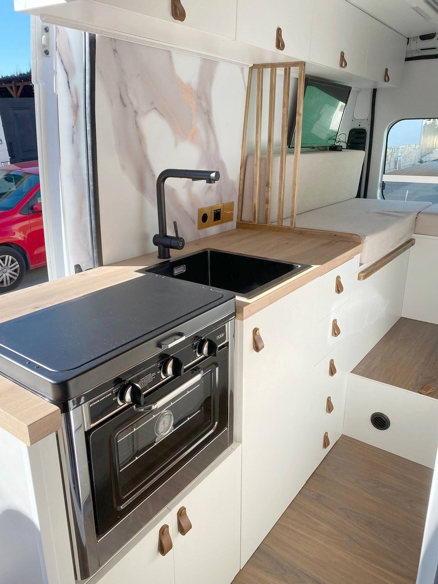 Kitchenette Fiat Ducato 2.0 115 ch Multijet II - Yescapa