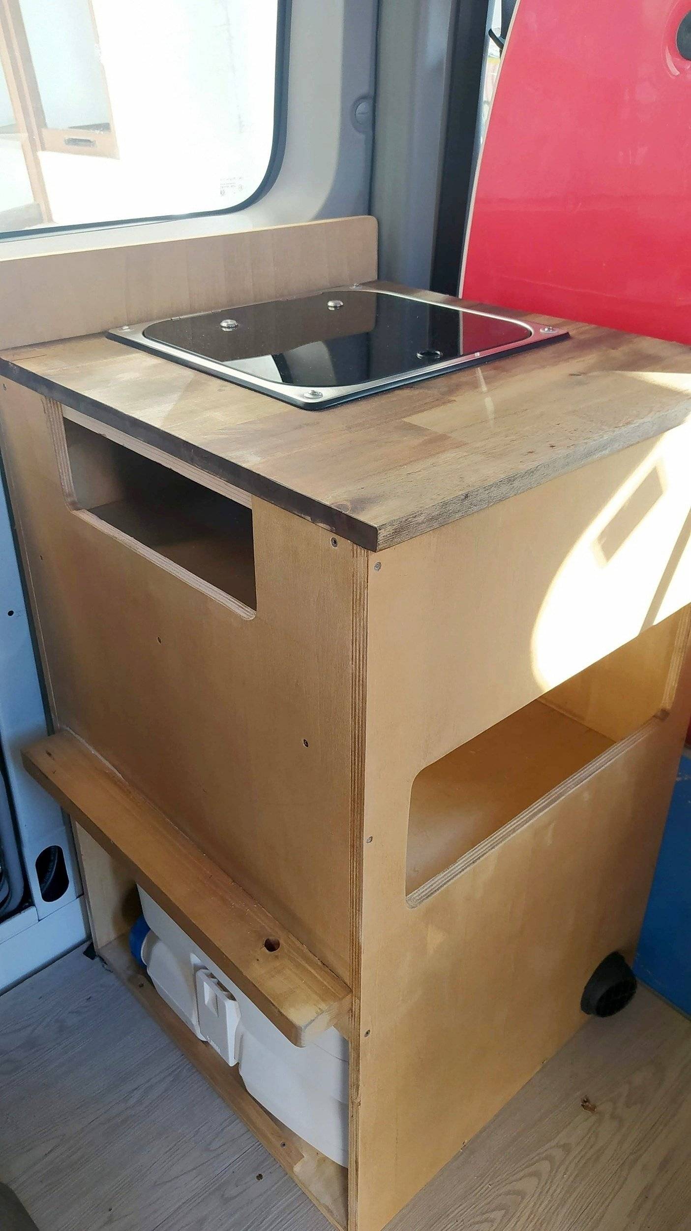 Kitchen Renault Renault Master - Yescapa