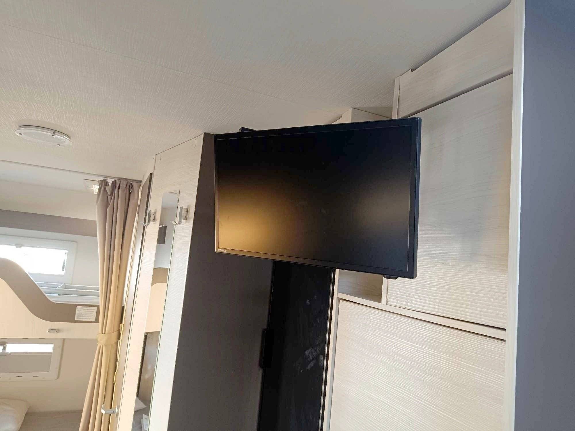 Challenger Challenger C256 VIP