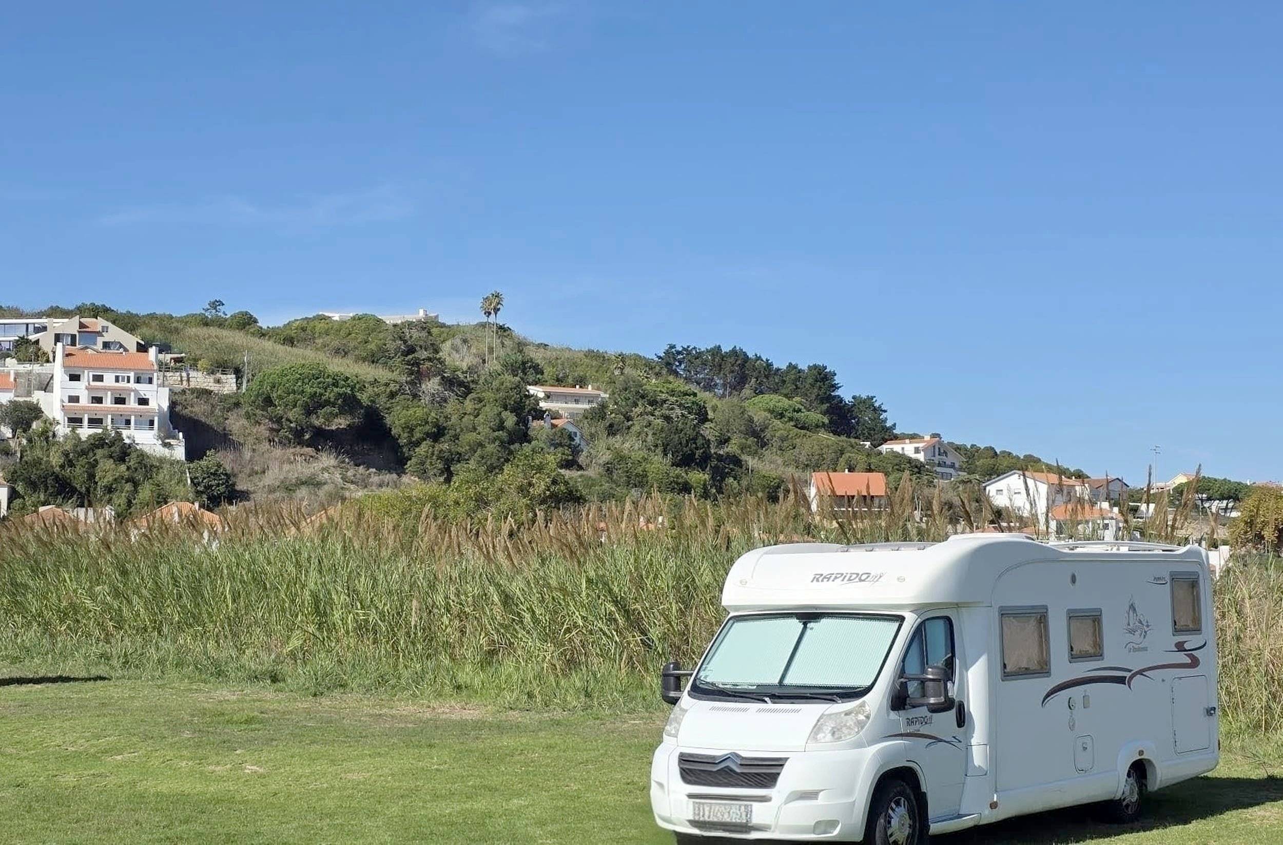 Voorkant 3/4 Citroën 7097C - Yescapa