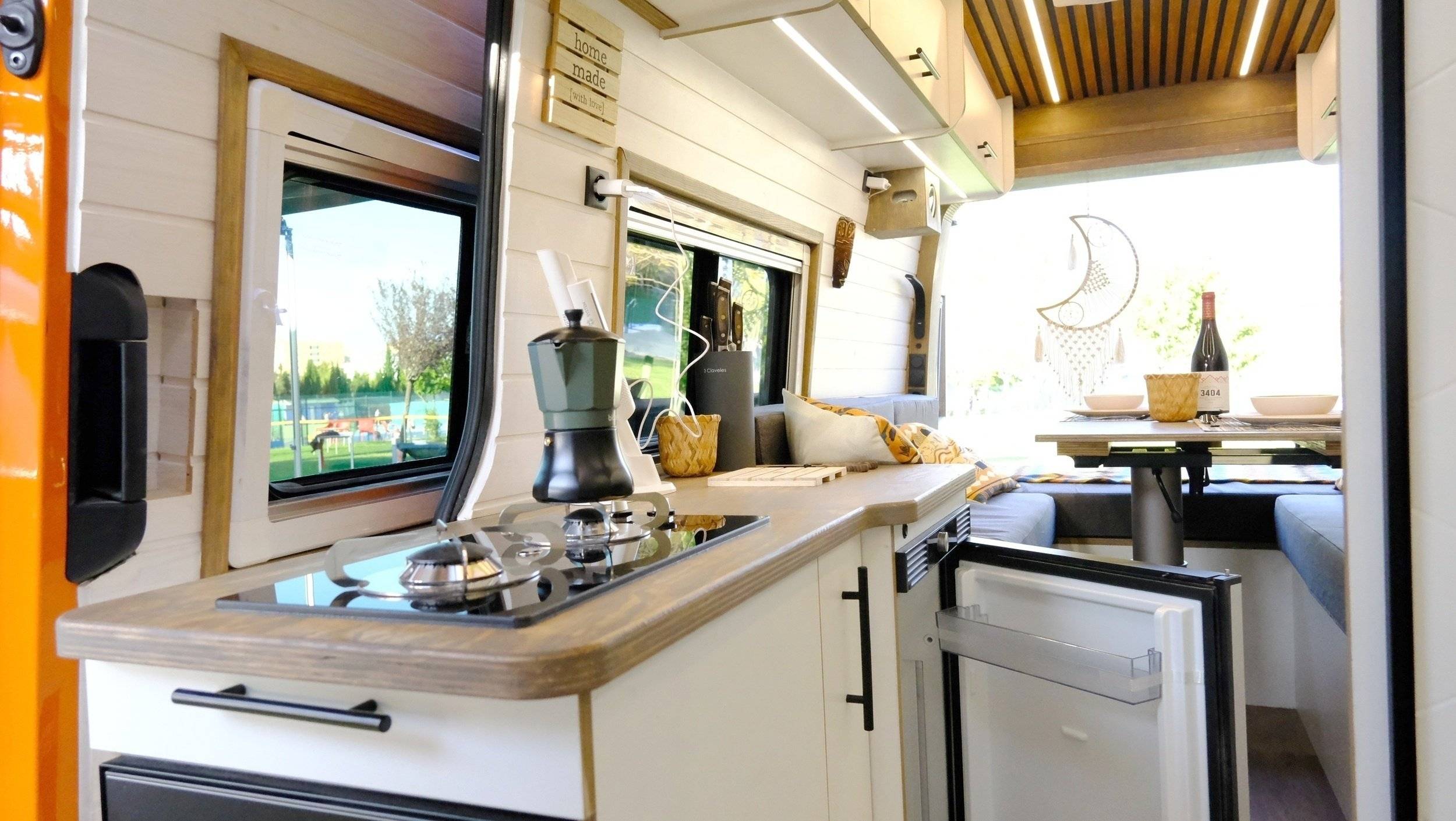 TGE3 180CV L4H4 4X4 MAN