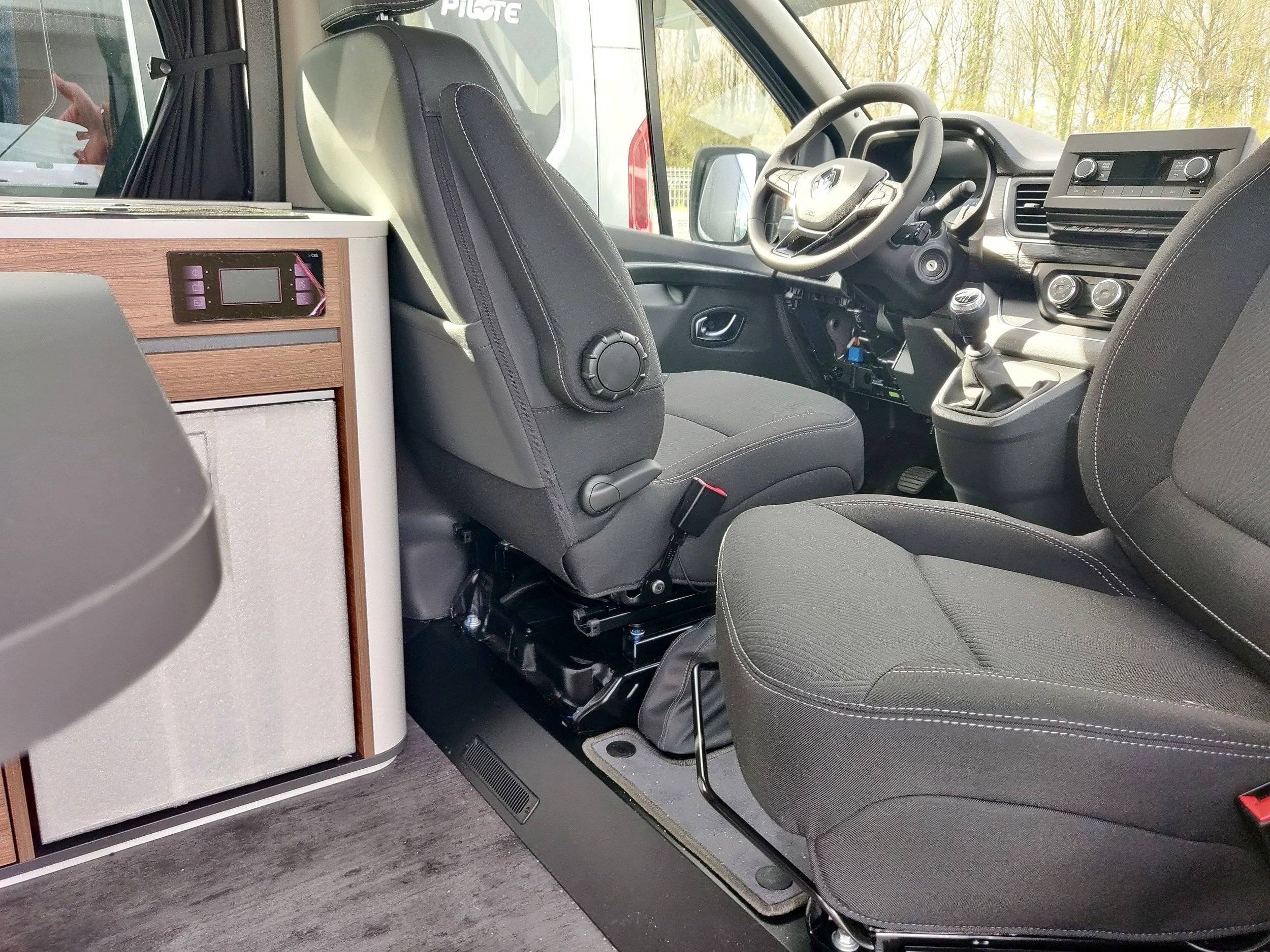 Pilote Renault Trafic