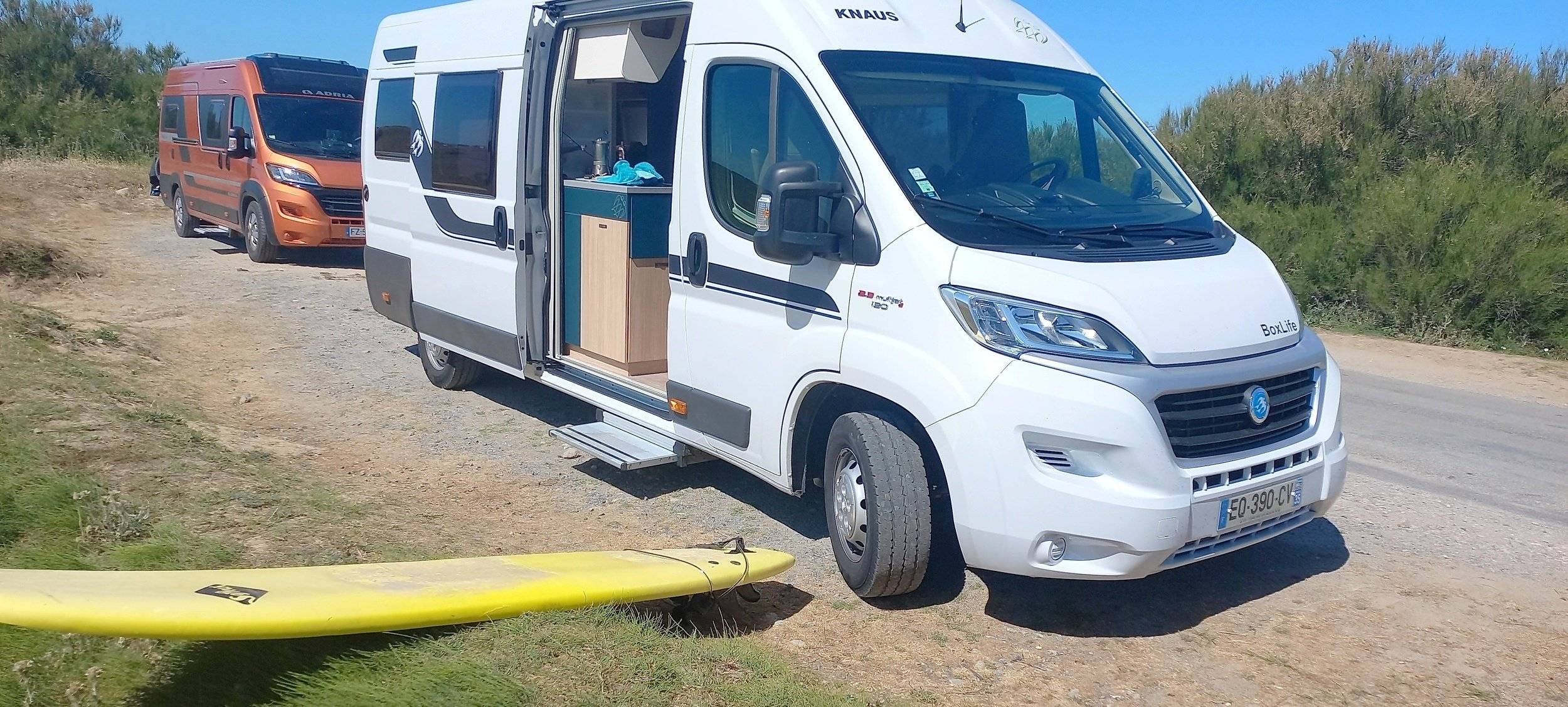 Vue avant de 3/4 Fiat Ducato 2,3 l 130 ch. - Yescapa