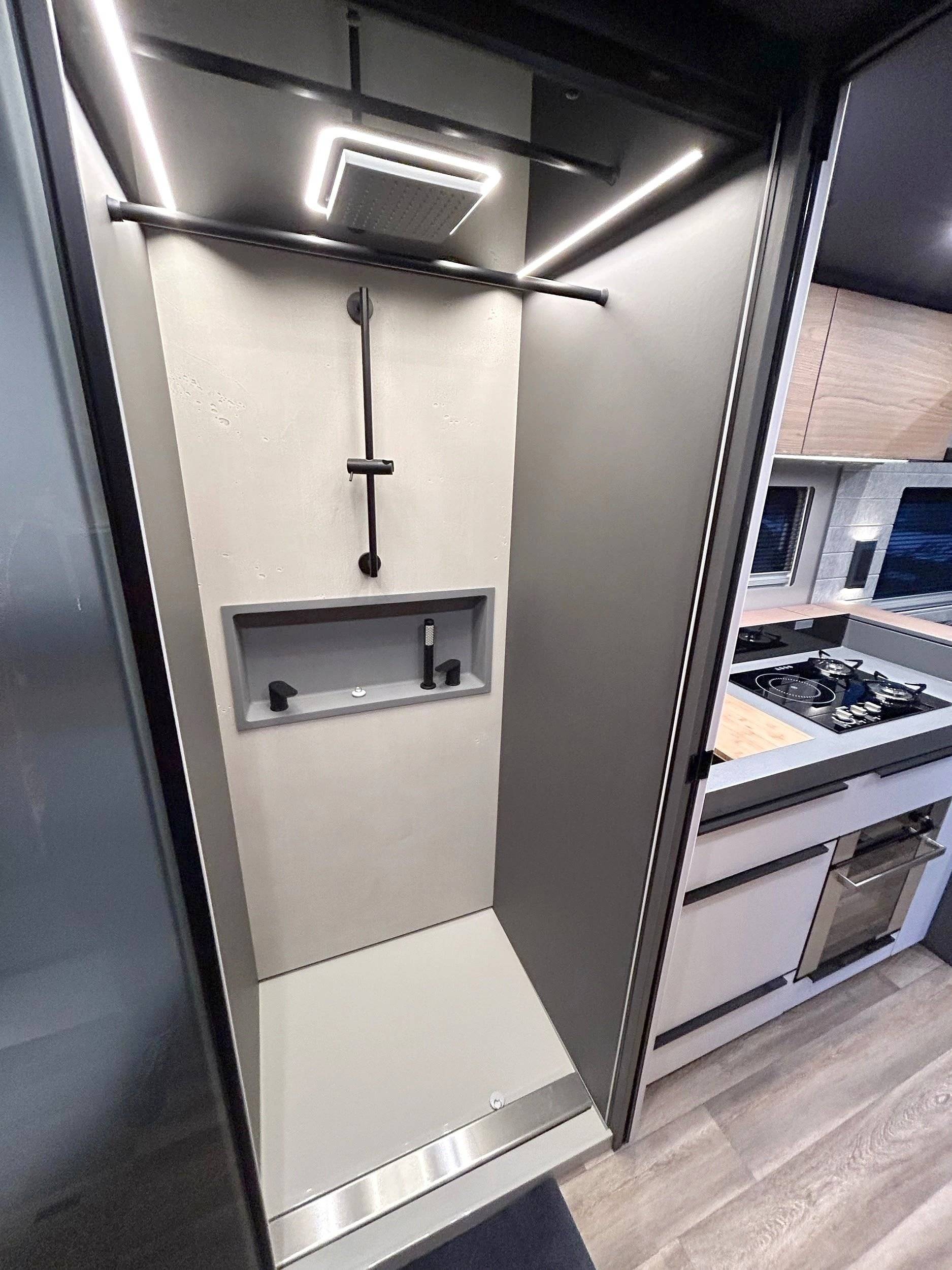 Niesmann+Bischoff Arto 88 LF