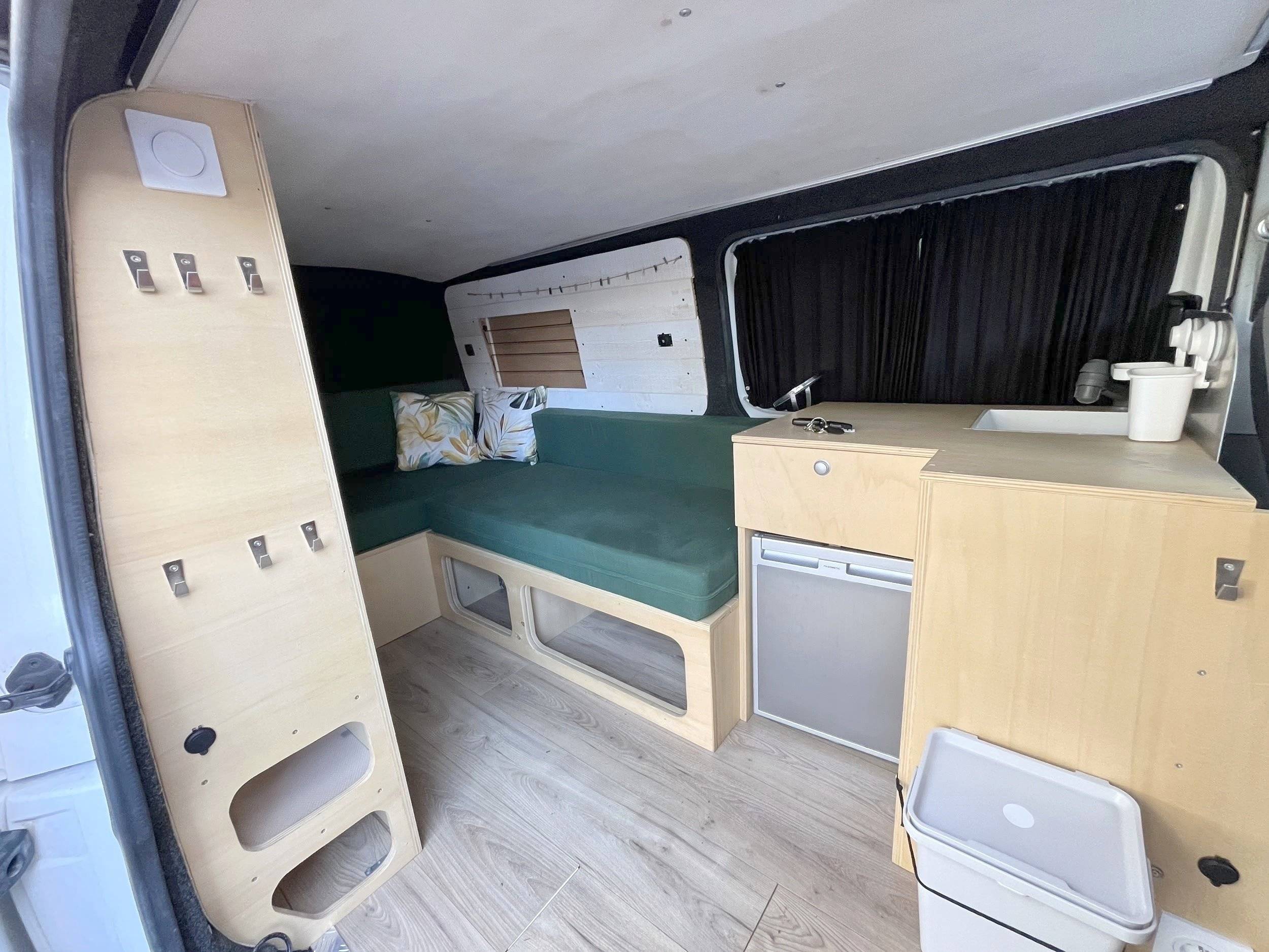 Menjador Volkswagen Transporter 2,0 l 180 ch - Yescapa