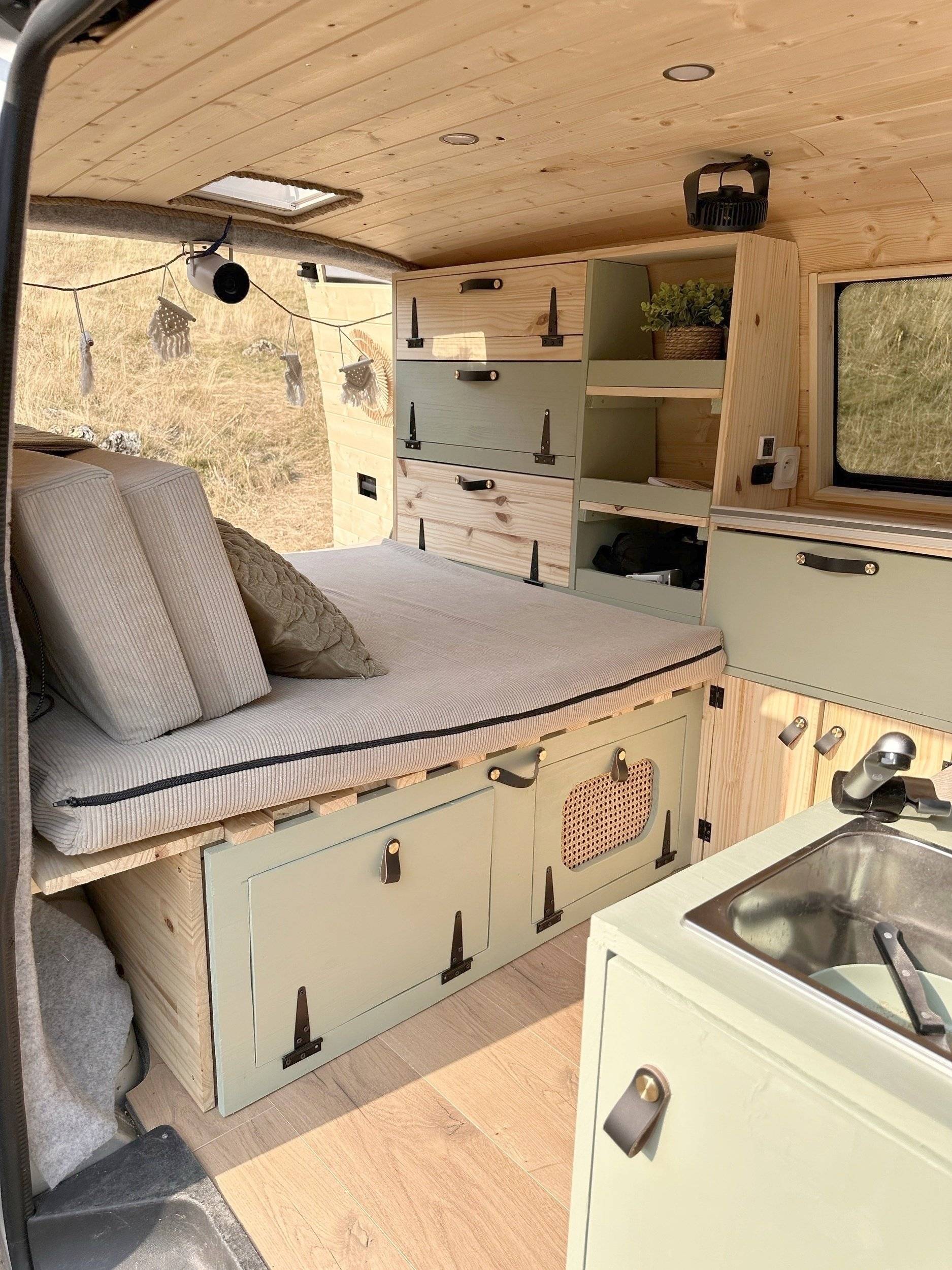 Volkswagen T6 2 l 102 ch