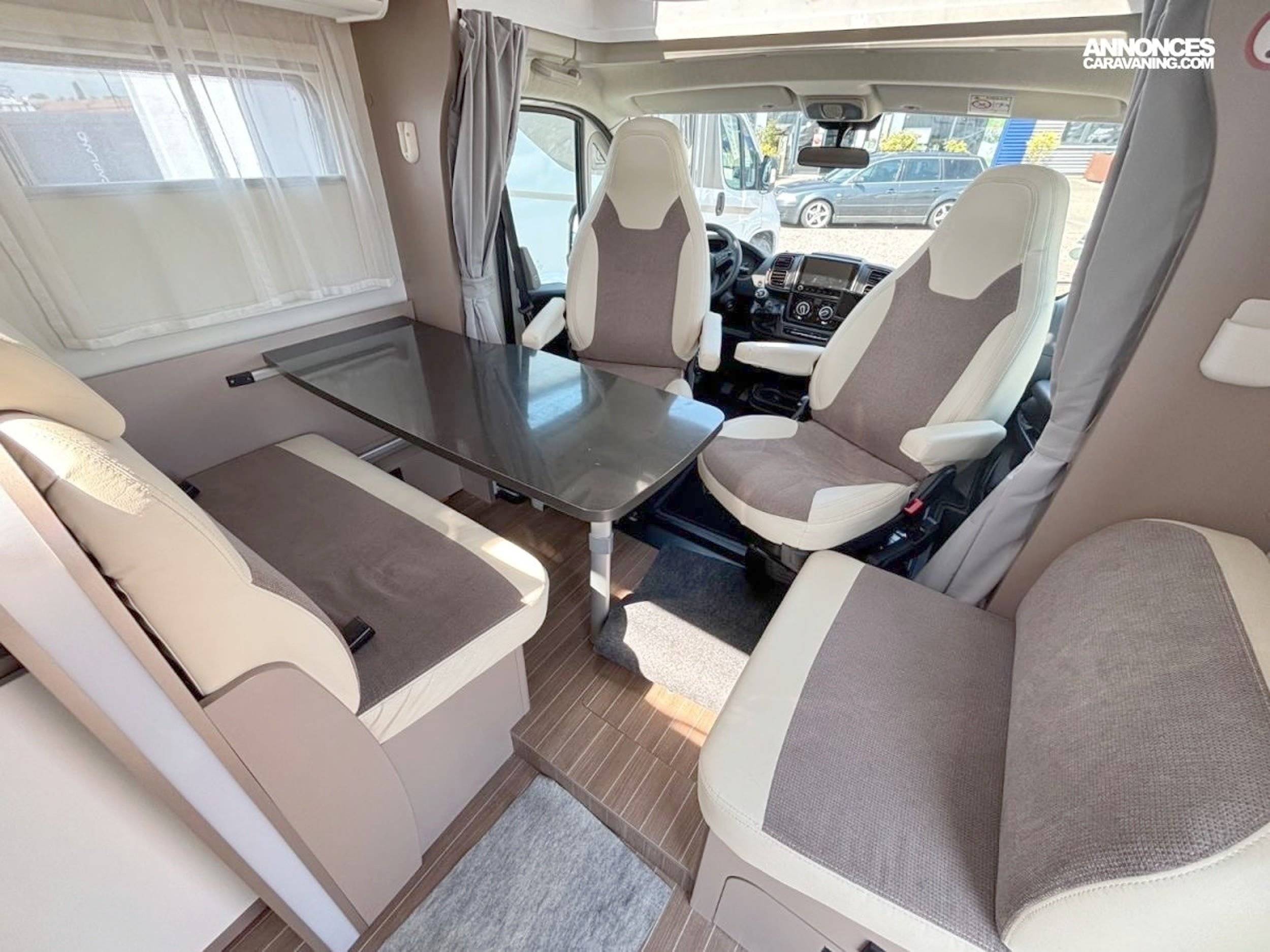 Comedor Fiat Ducato 2,2 l 140ch. - Yescapa