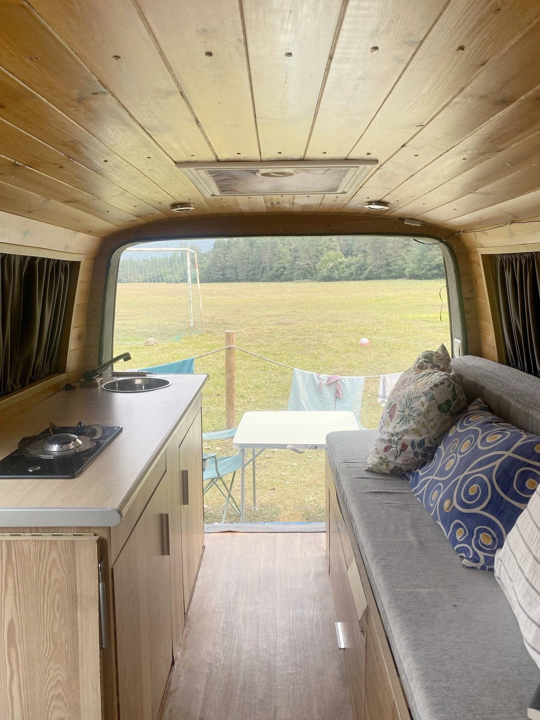 Camper Track Van
