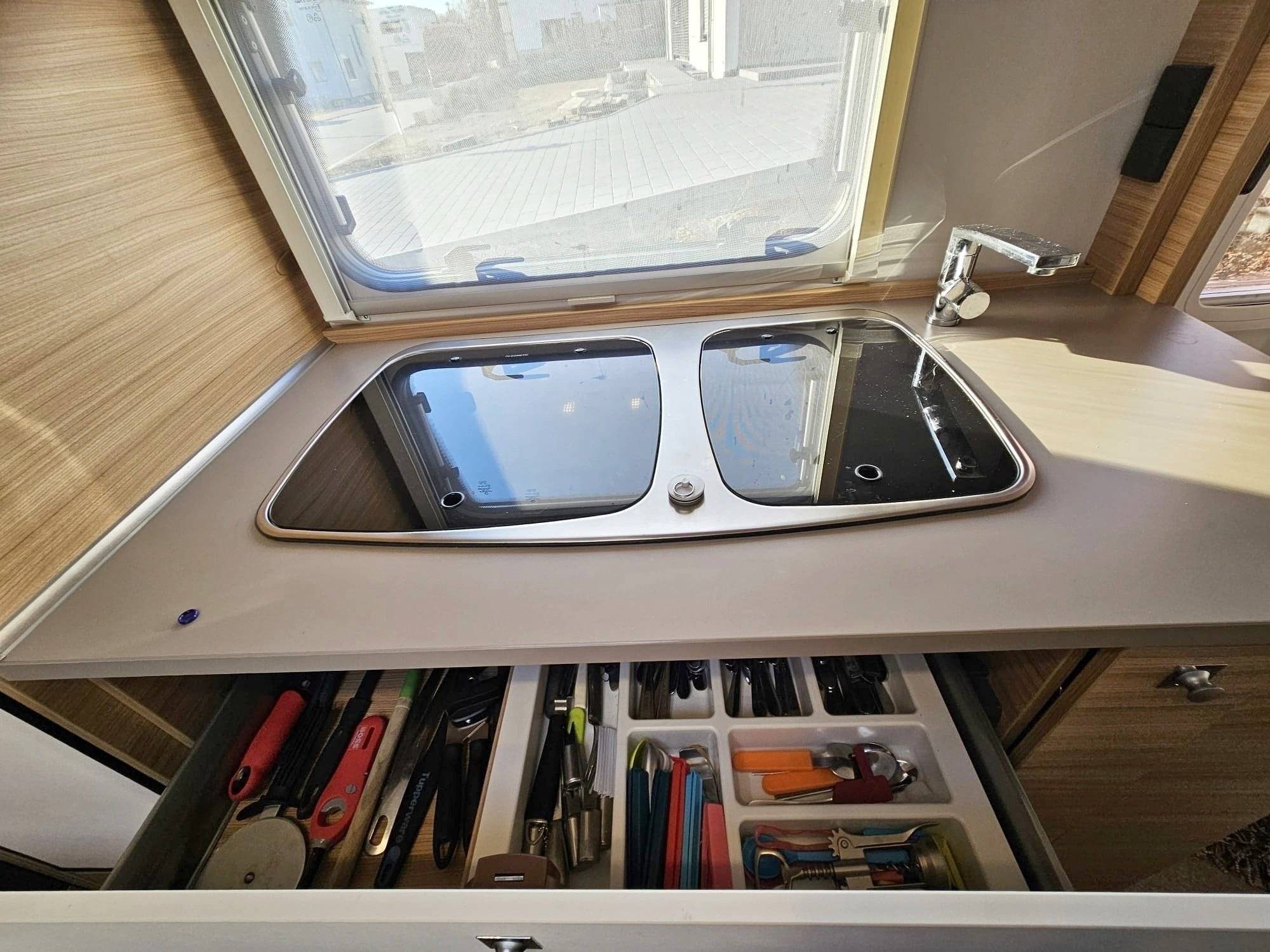 Dethleffs Camper 560 FMK