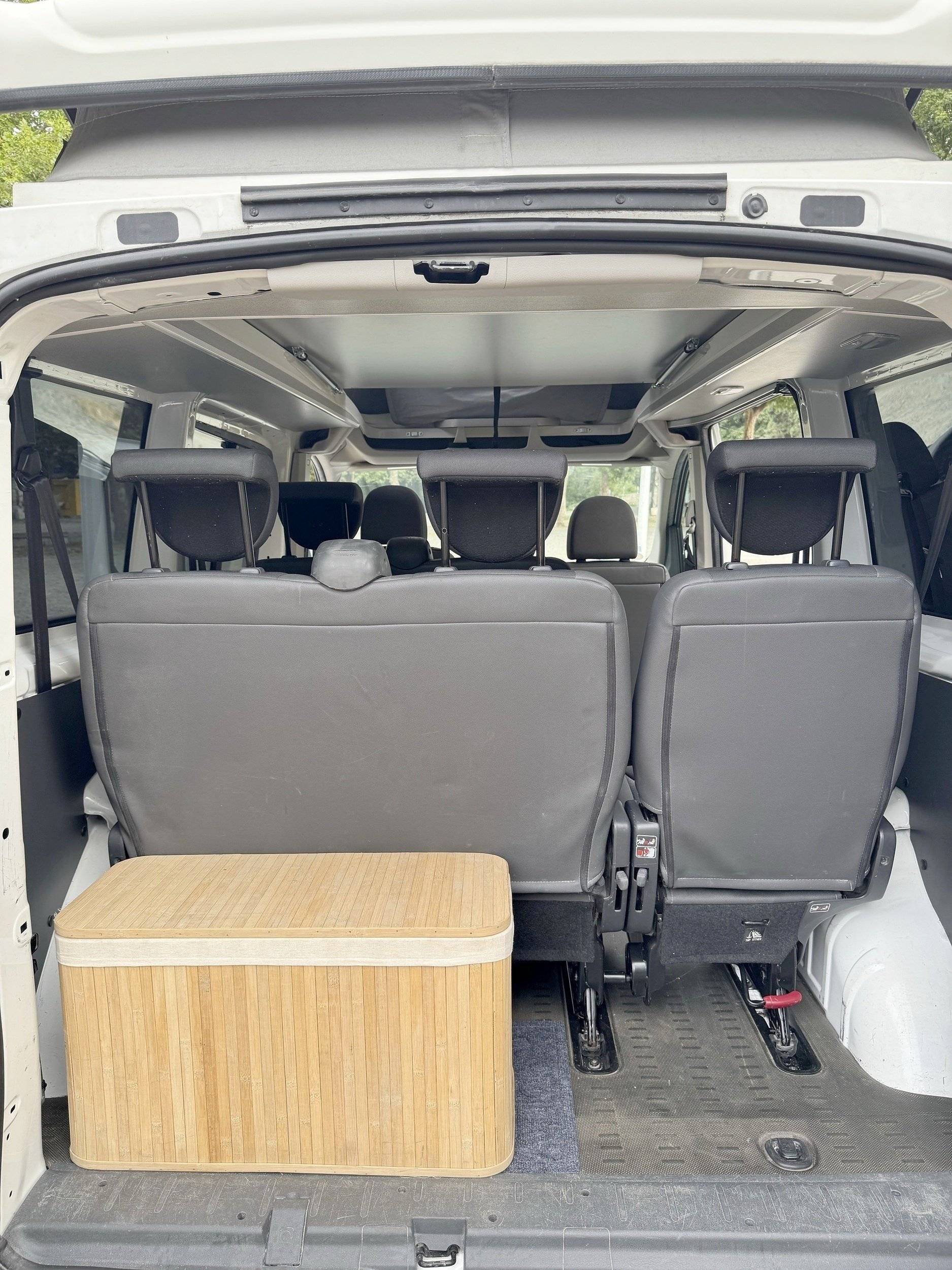 Combeing Combeing full