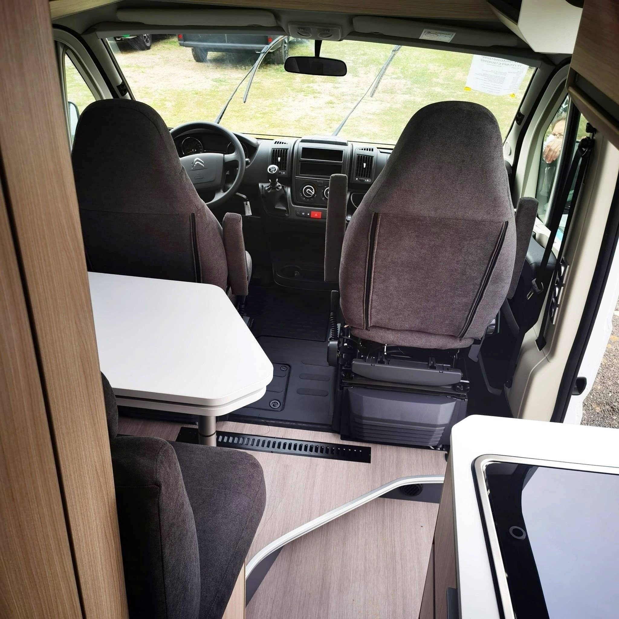 Adria TWIN 600SPB FAMILY